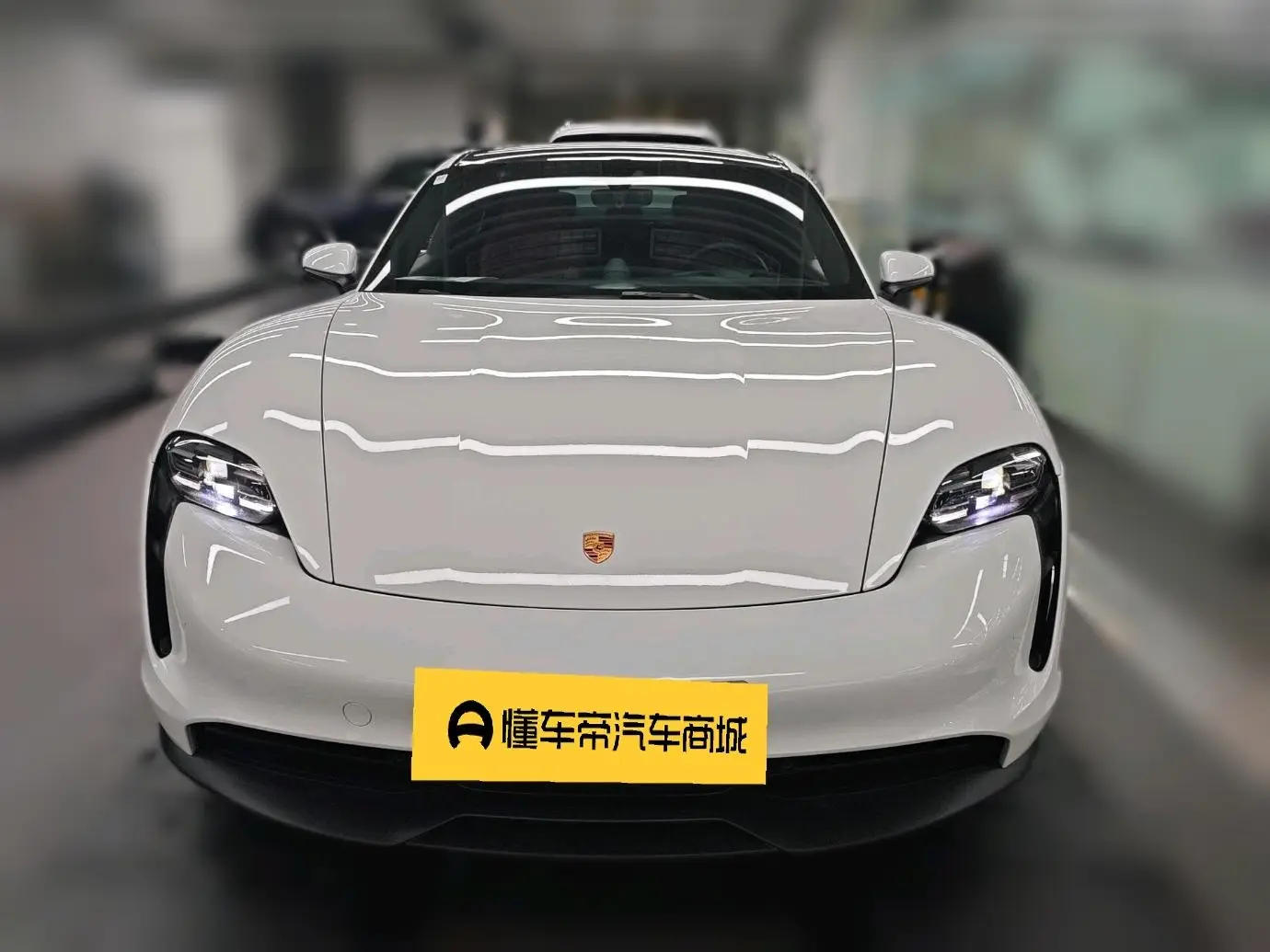 Porsche Taycan  из Китая