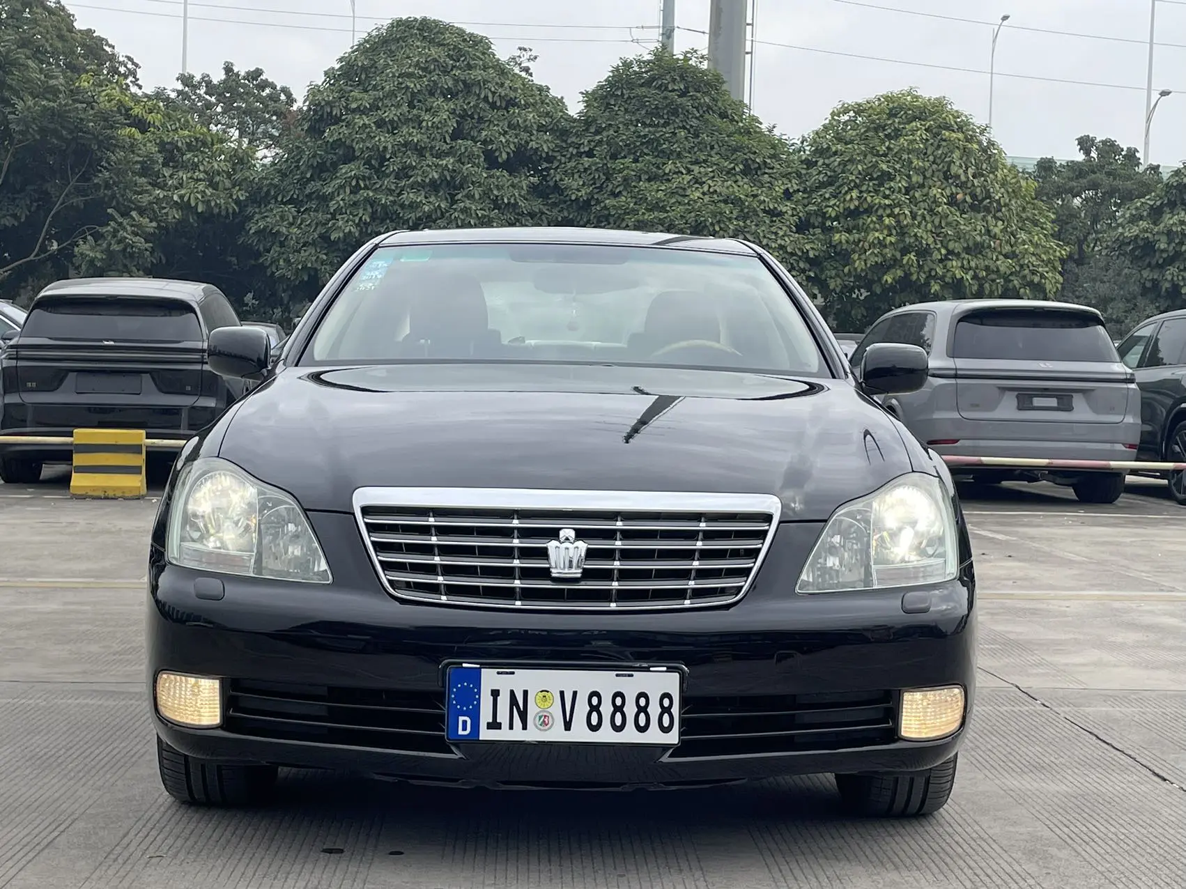 Toyota Crown  из Китая