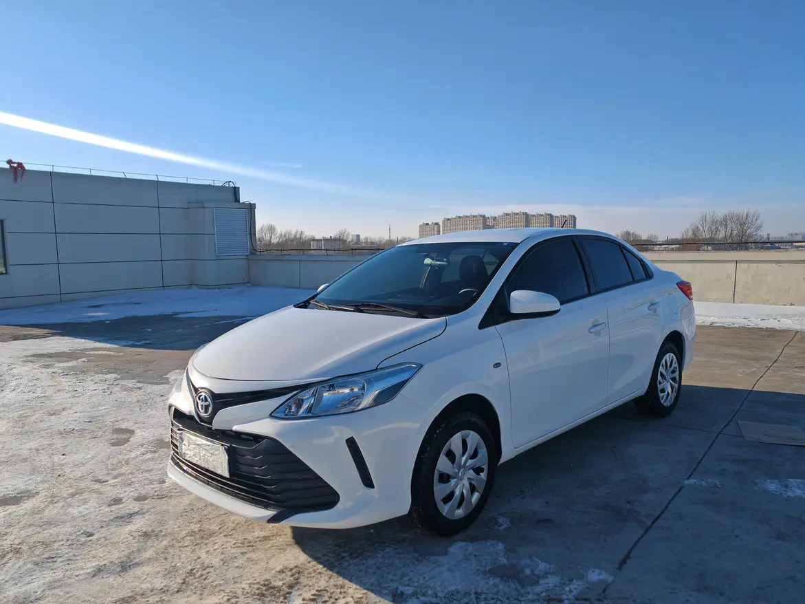 Toyota Vios  из Китая