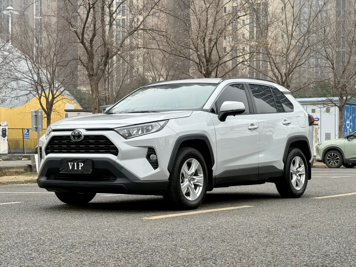 Toyota RAV4  из Китая