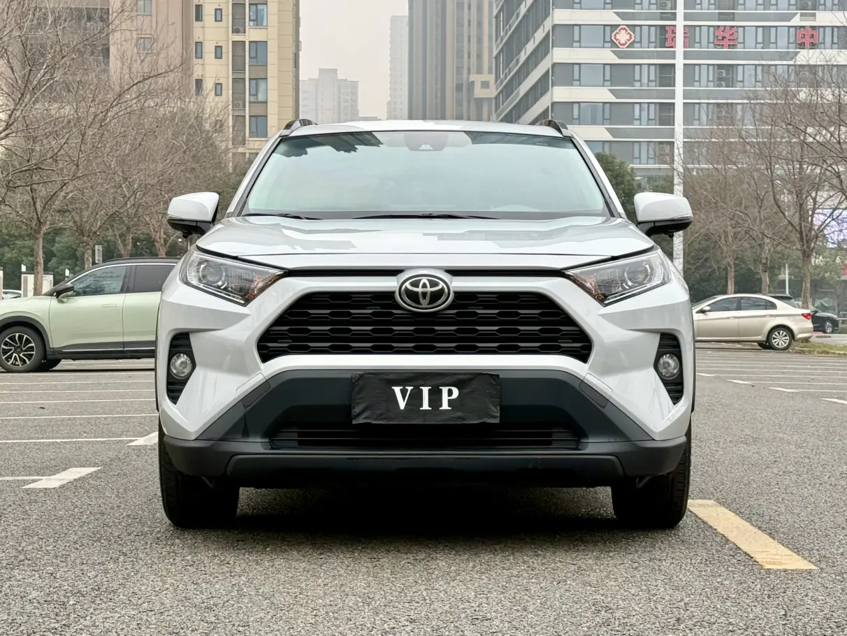 Toyota RAV4  из Китая
