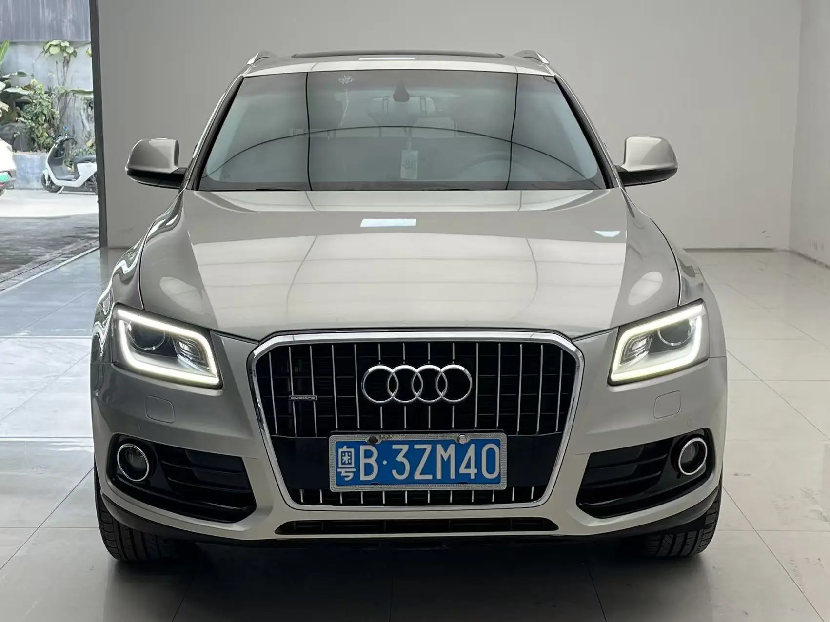 Audi Q5  из Китая