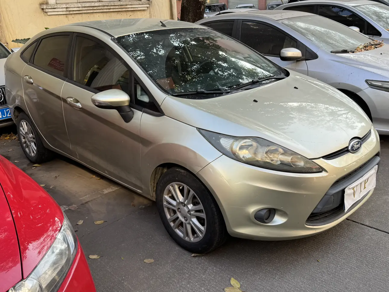 Ford Carnival  из Китая