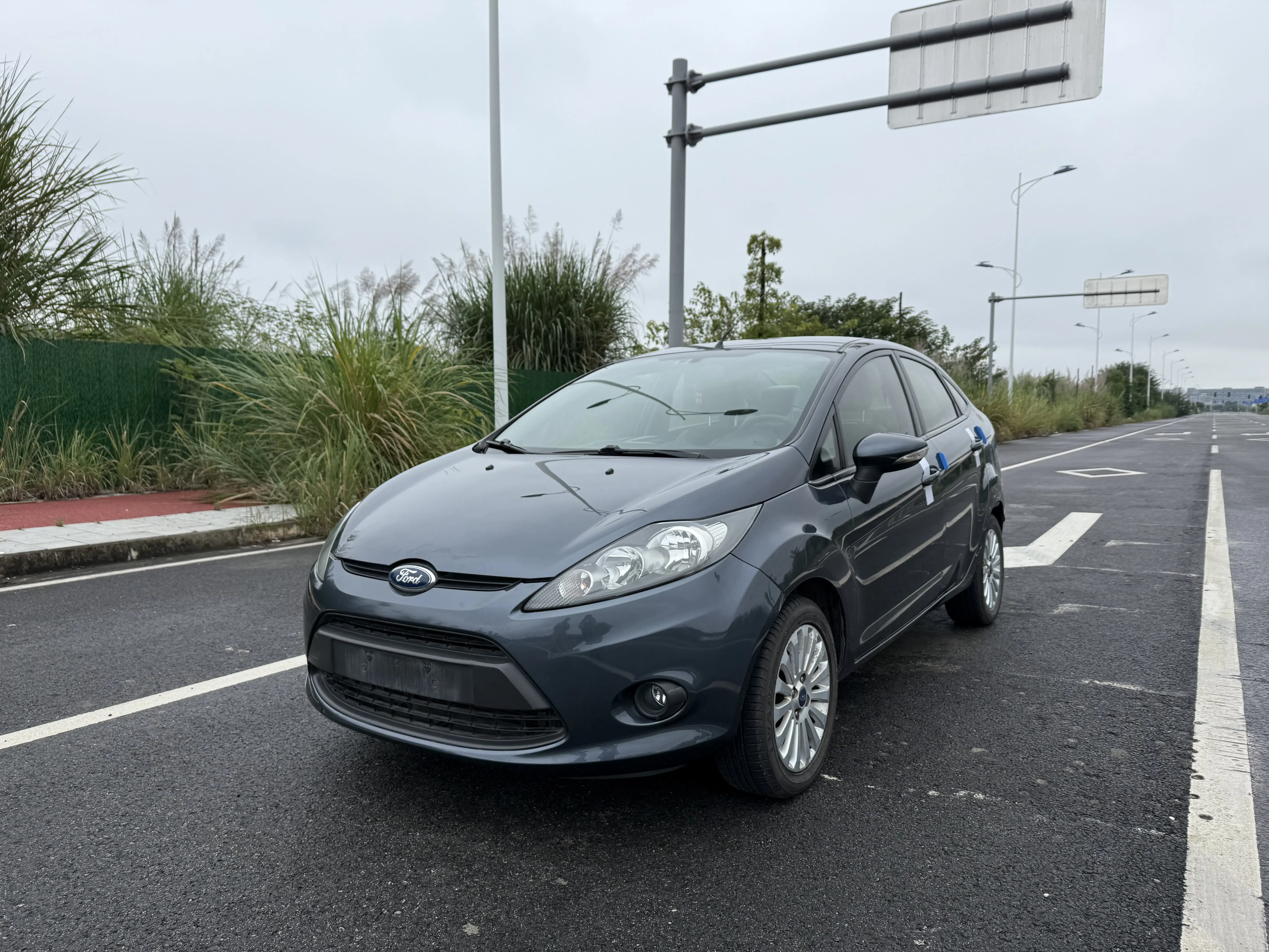 Ford Carnival  из Китая