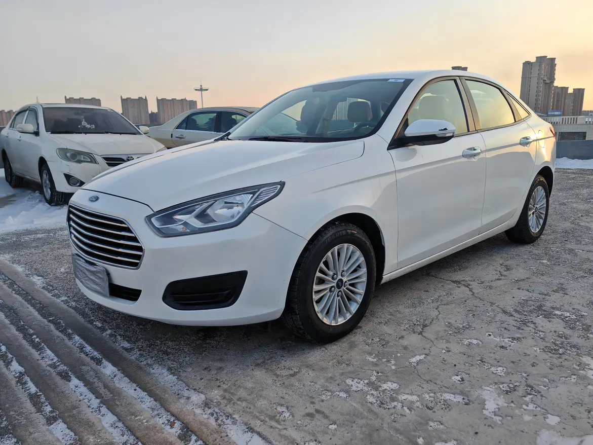 Ford Forrest  из Китая