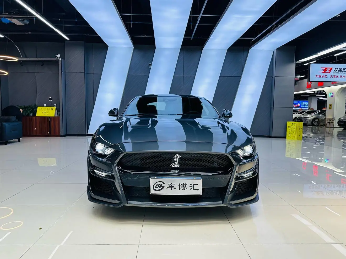 Ford Mustang  из Китая