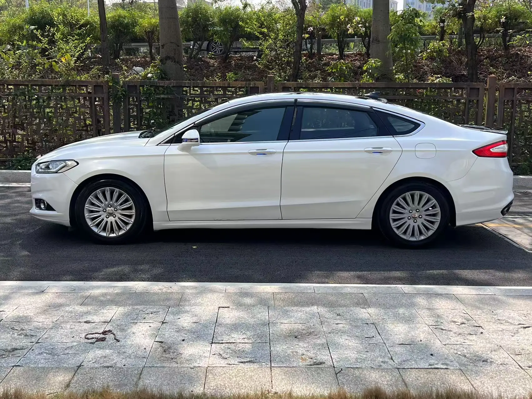 Ford Mondeo  из Китая