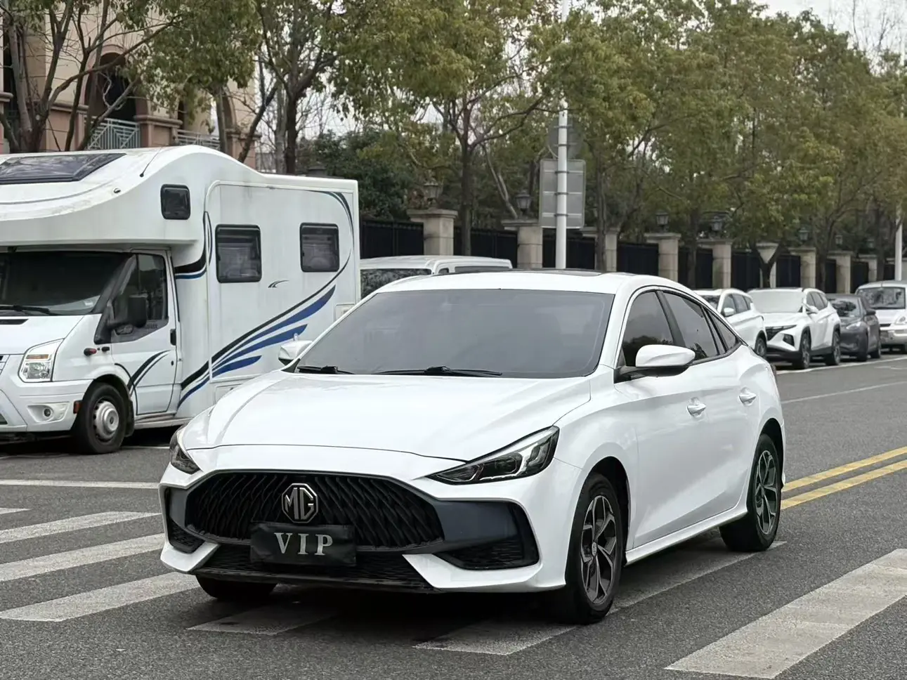 MG 5  из Китая