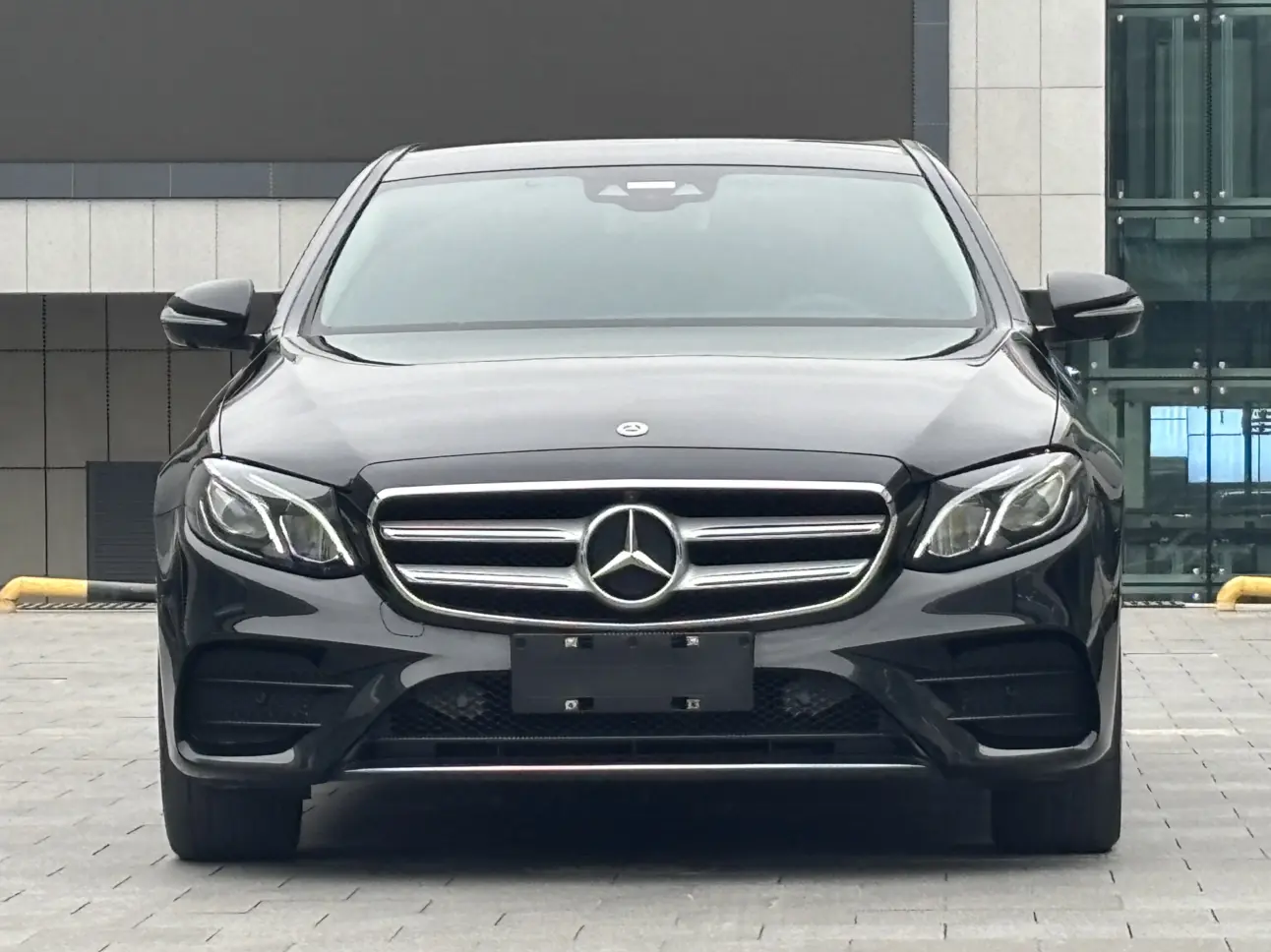 Mercedes-Benz E-Class  из Китая