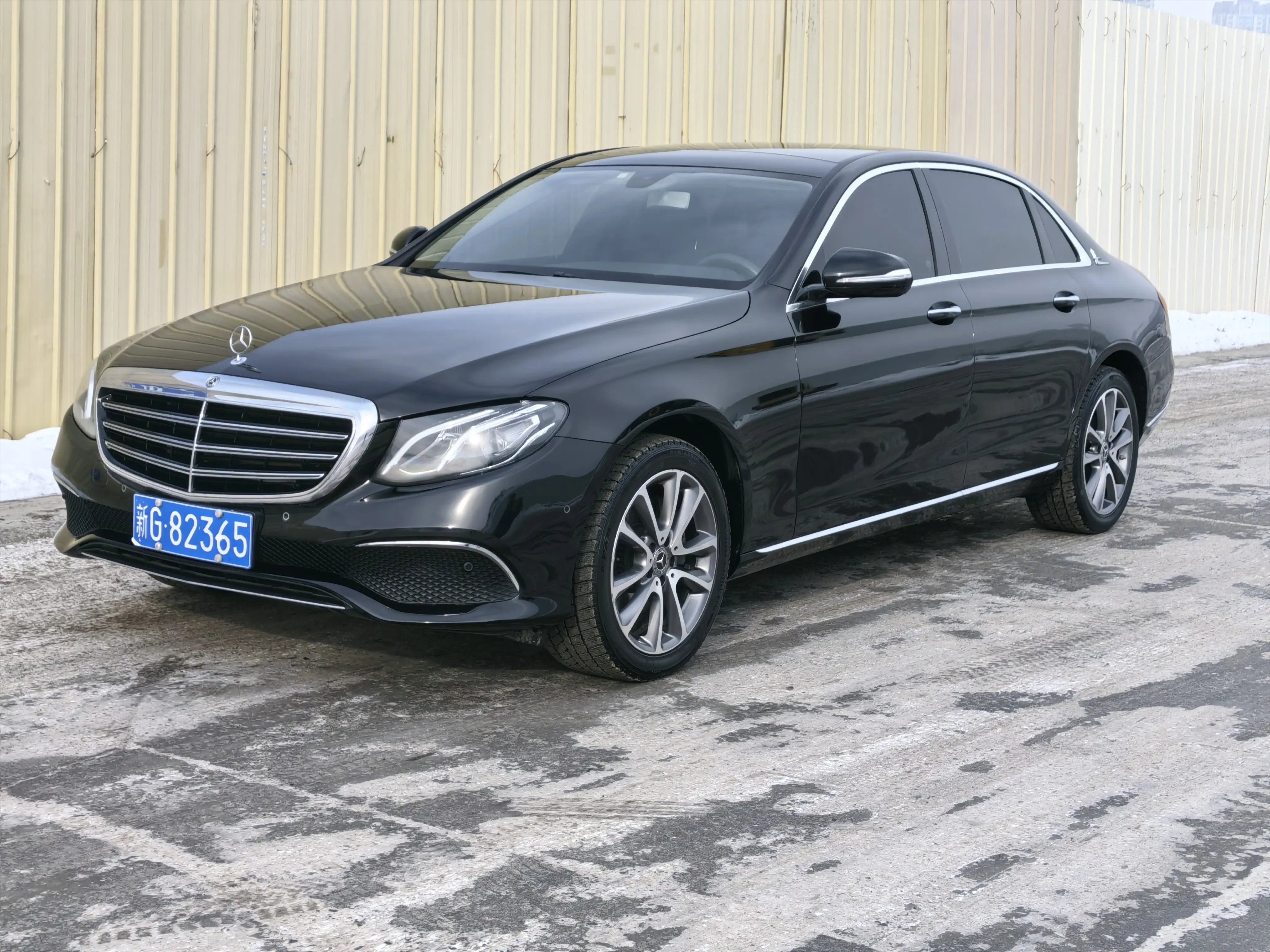 Mercedes-Benz E-Class  из Китая