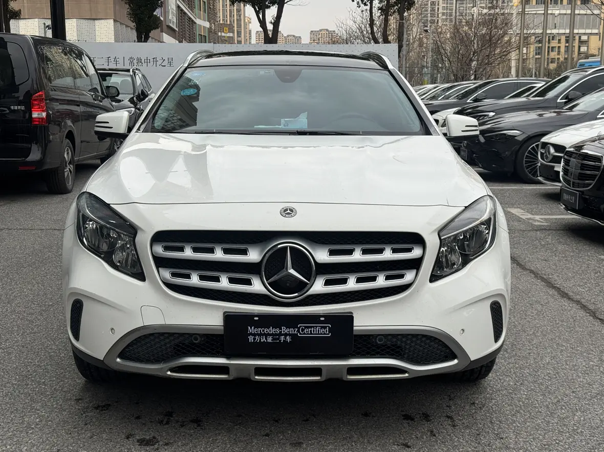 Mercedes-Benz GLA  из Китая