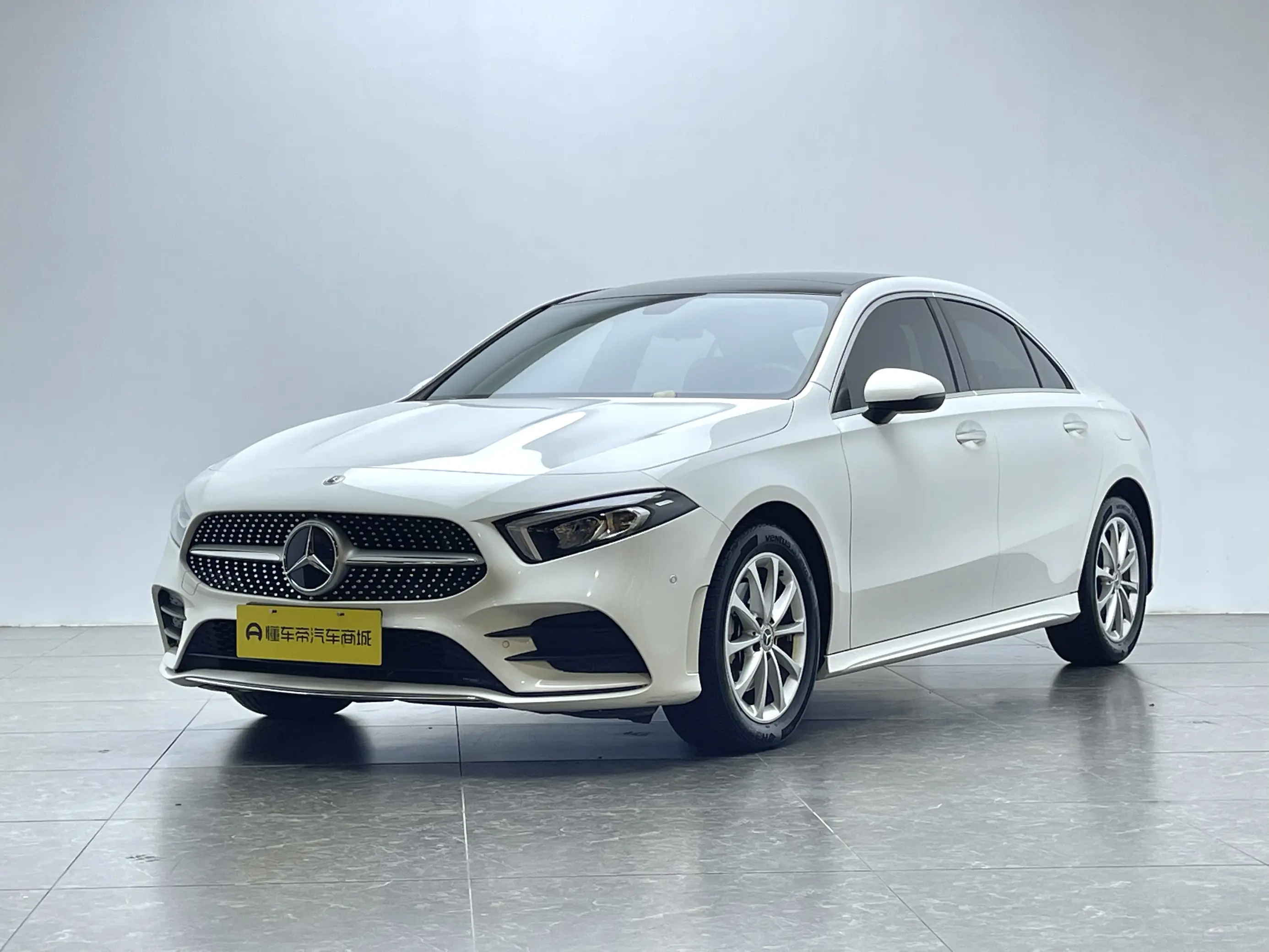 Mercedes-Benz Mercedes Benz A Class  из Китая
