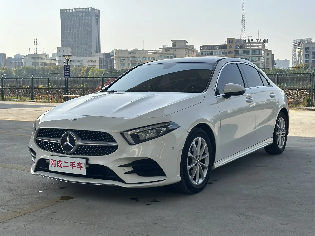 Mercedes-Benz Mercedes Benz A Class  из Китая