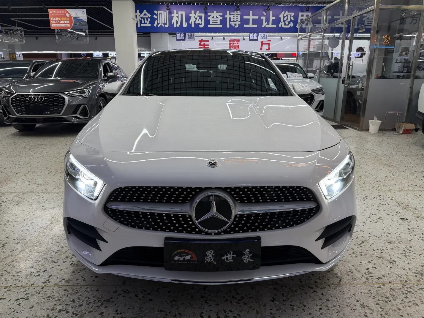 Mercedes-Benz Mercedes Benz A Class  из Китая