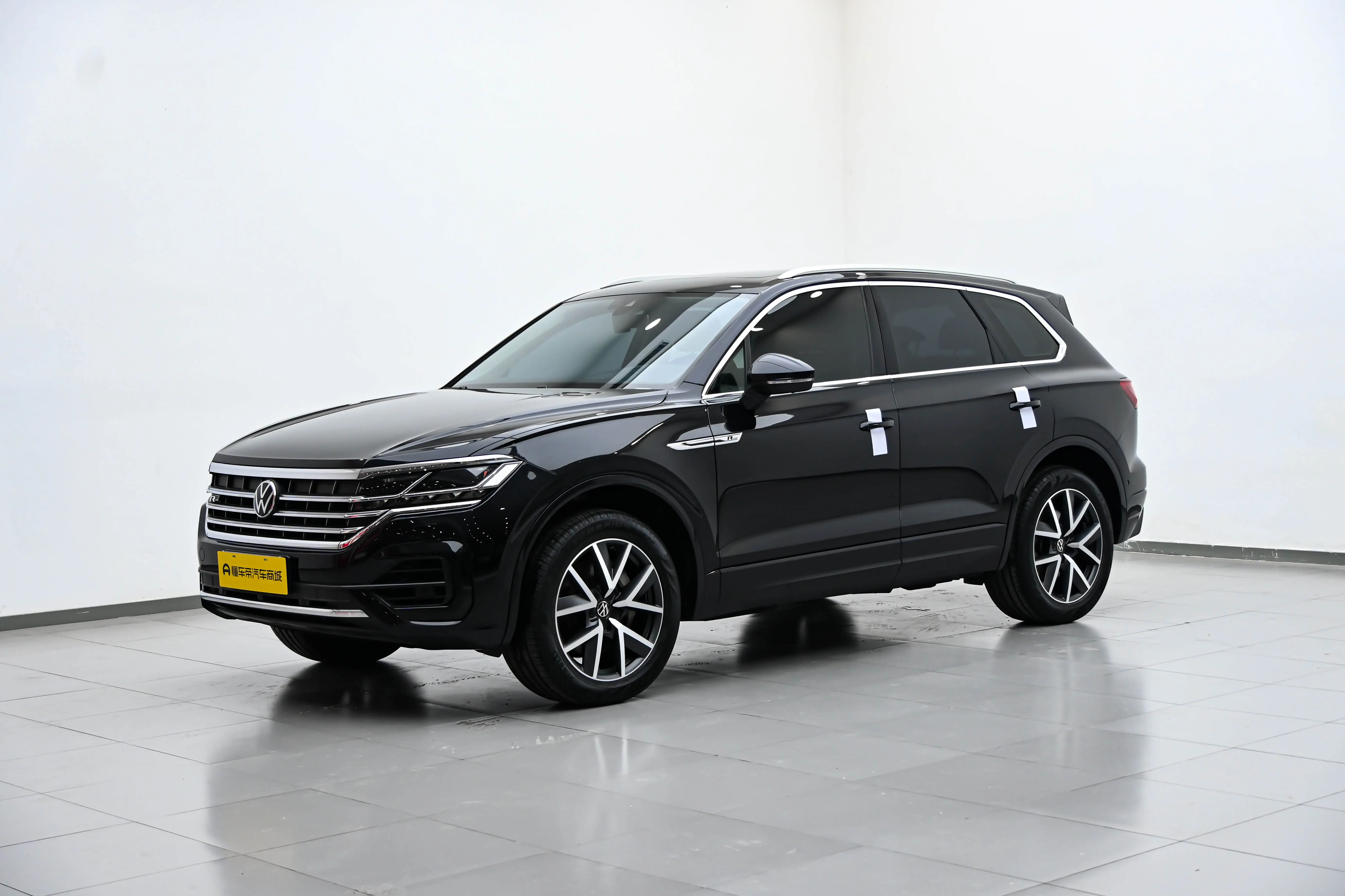 Volkswagen Touareg  из Китая