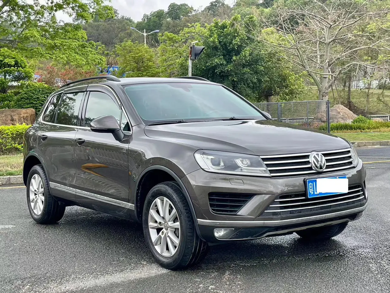 Volkswagen Touareg  из Китая