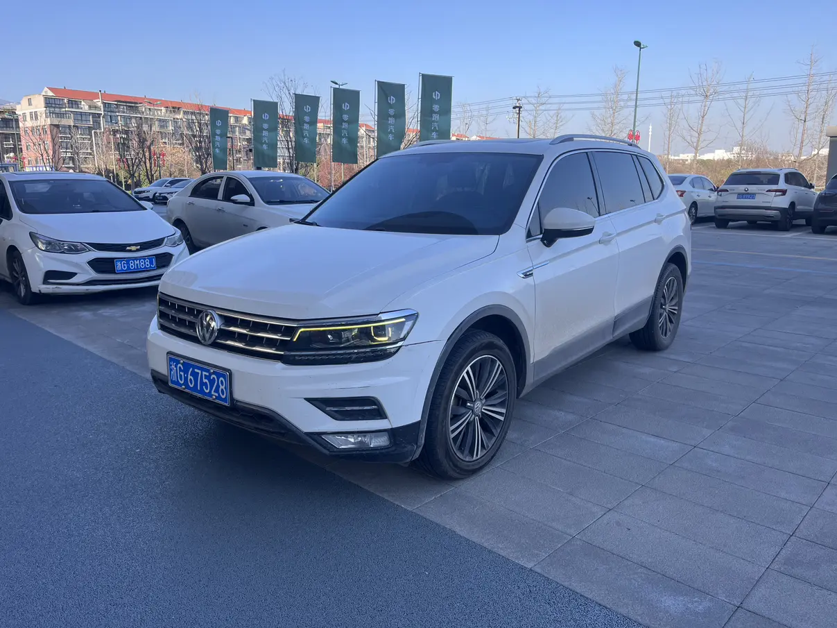 Volkswagen Tiguan L  из Китая