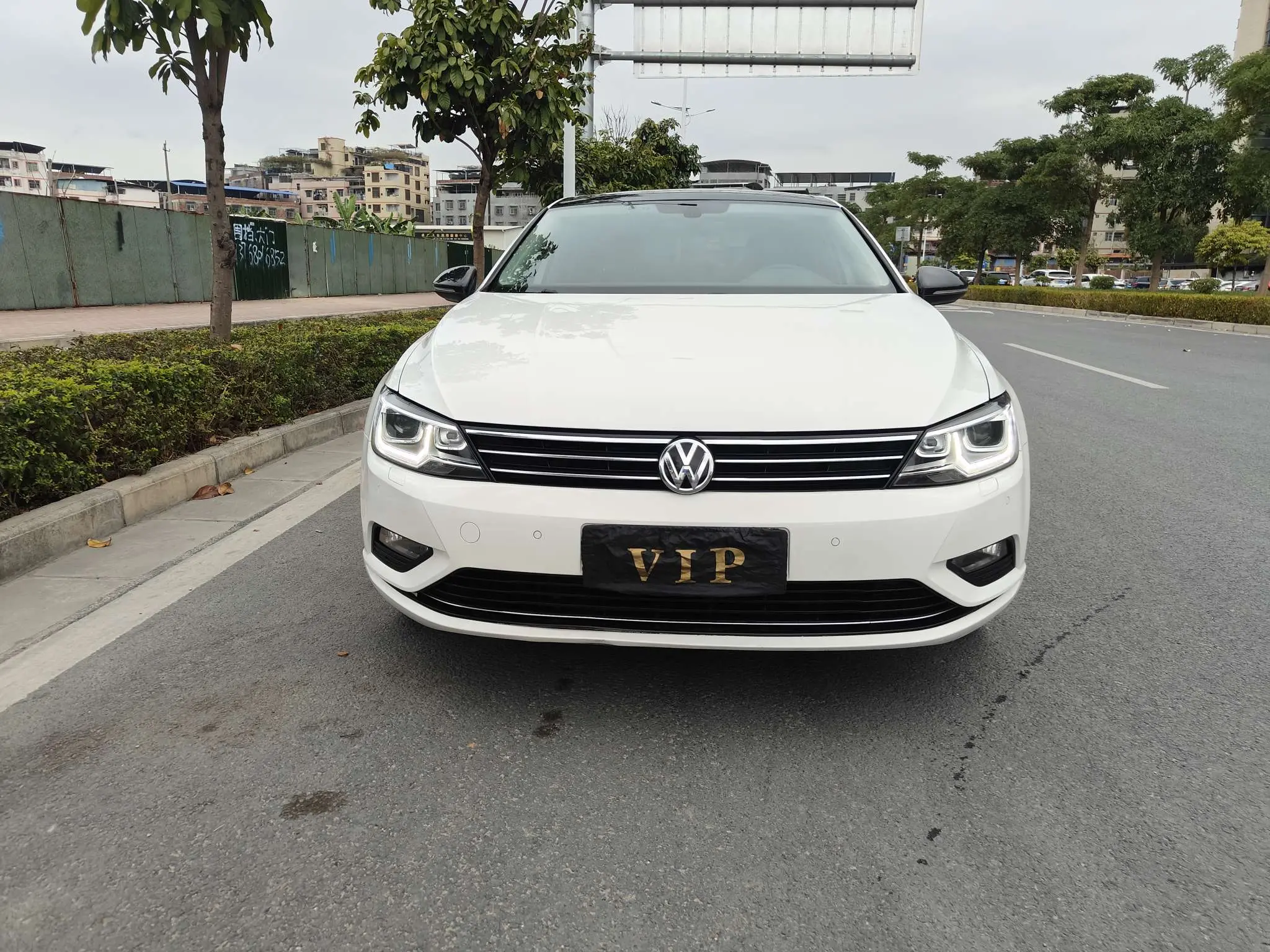 Volkswagen Lamando (Lingdu)  из Китая