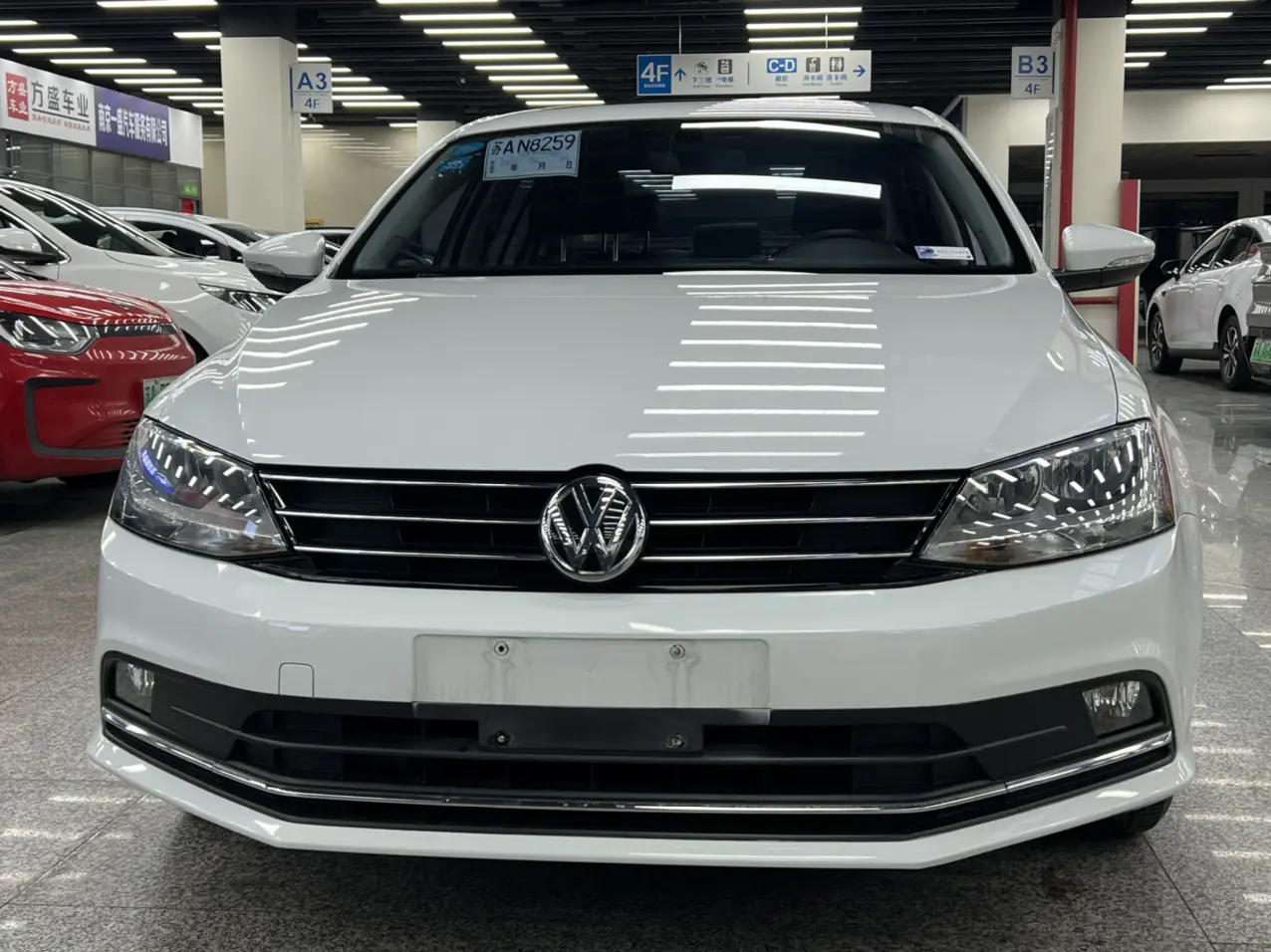 Volkswagen Sagitar  из Китая