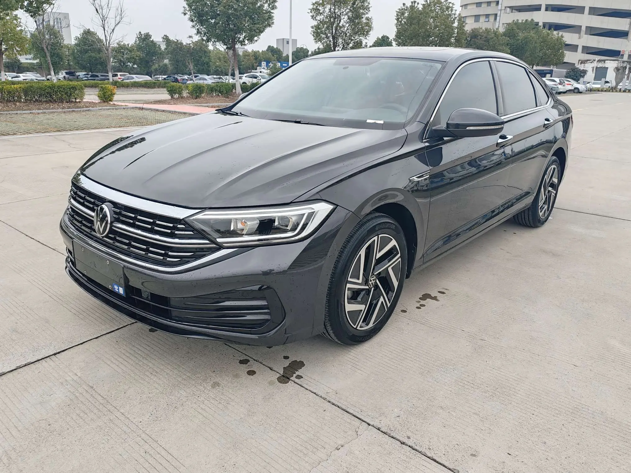 Volkswagen Sagitar  из Китая