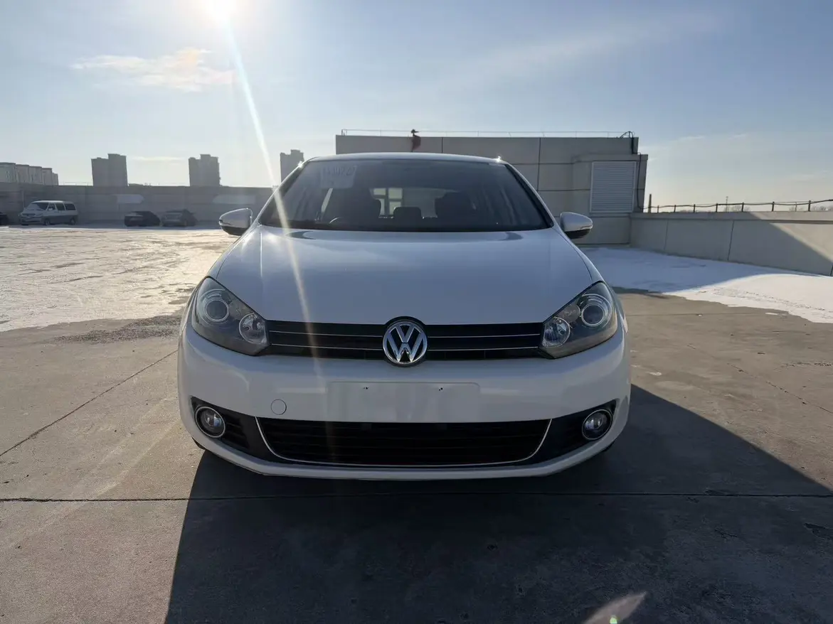 Volkswagen Golf  из Китая