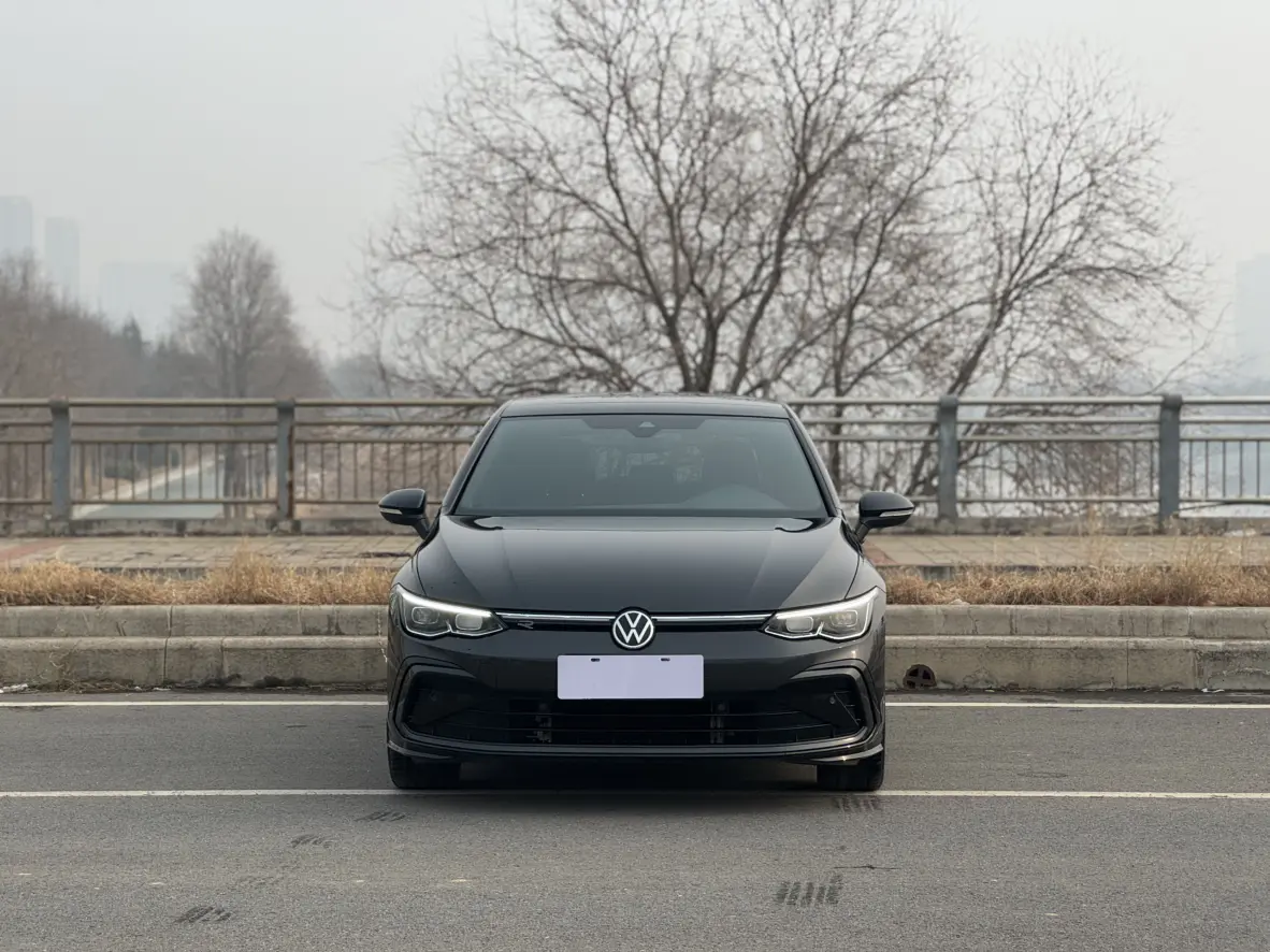 Volkswagen Golf  из Китая