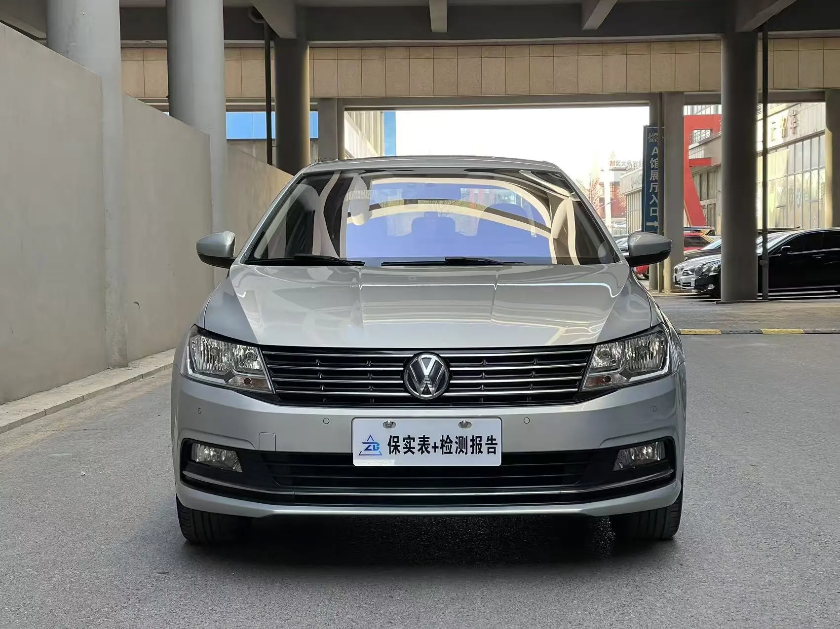 Volkswagen Lavida  из Китая