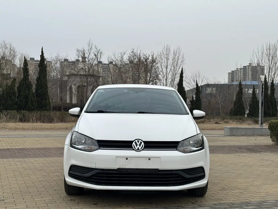 Volkswagen Polo  из Китая