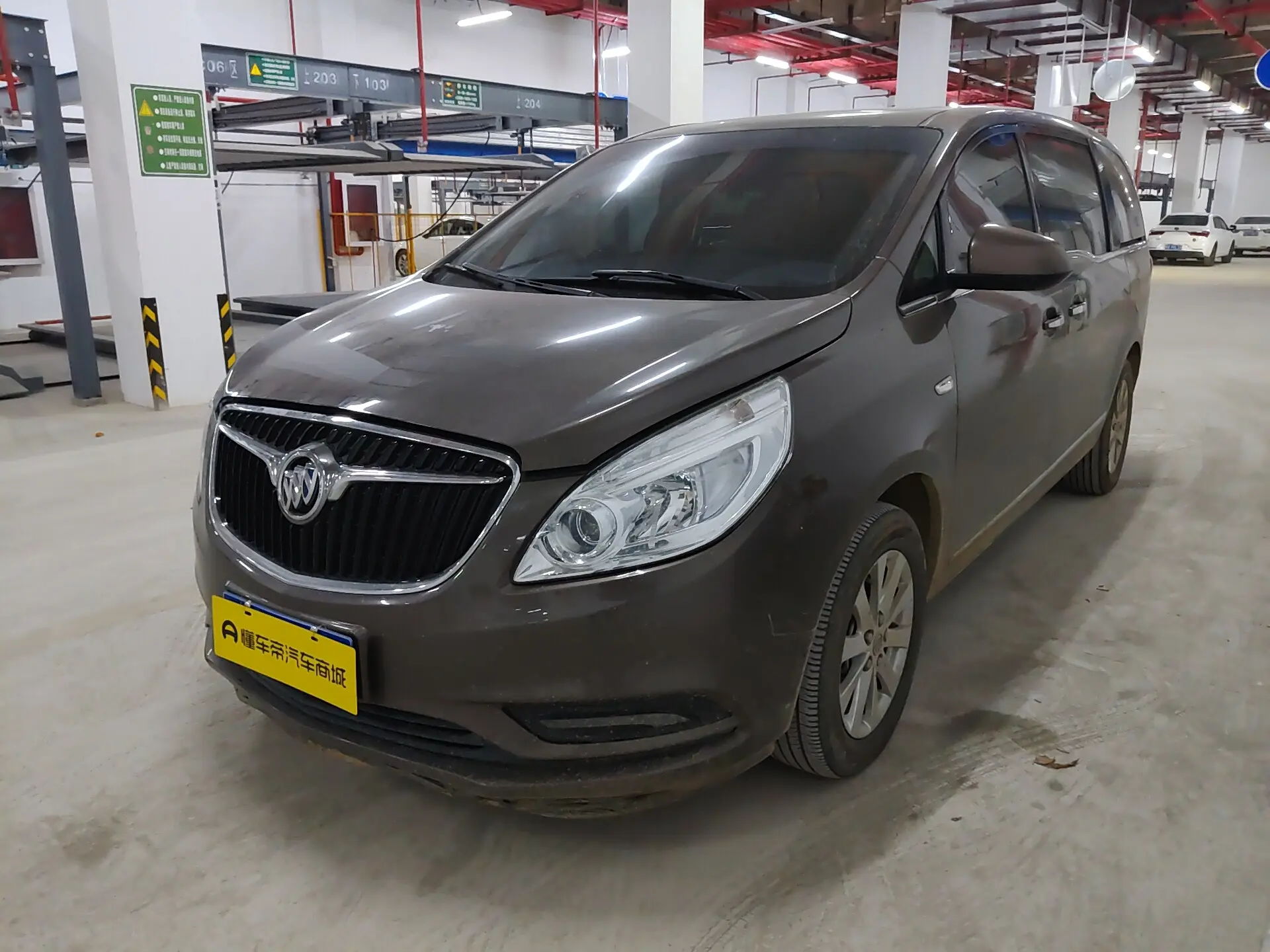 Buick GL8  из Китая