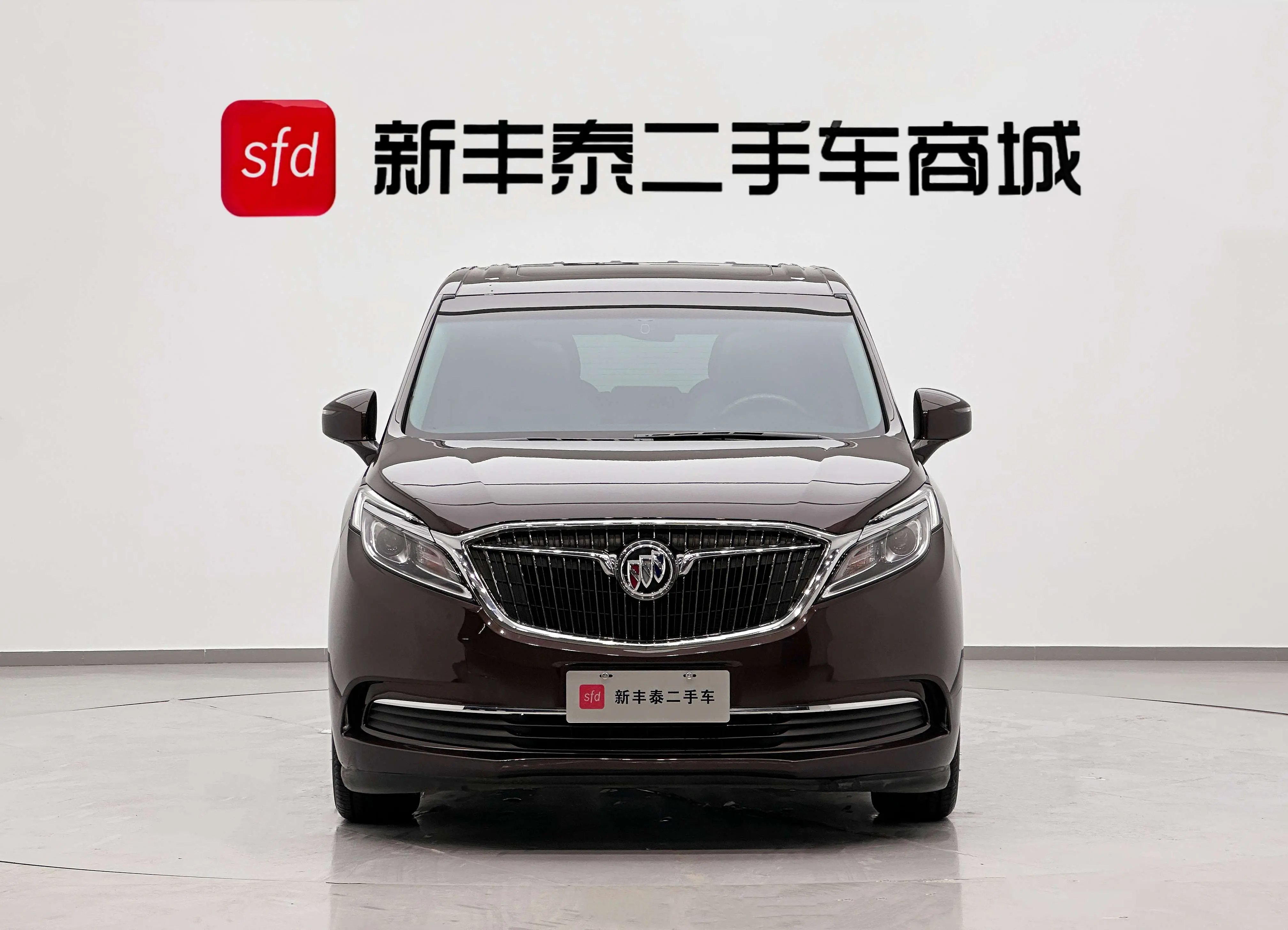 Buick GL8  из Китая