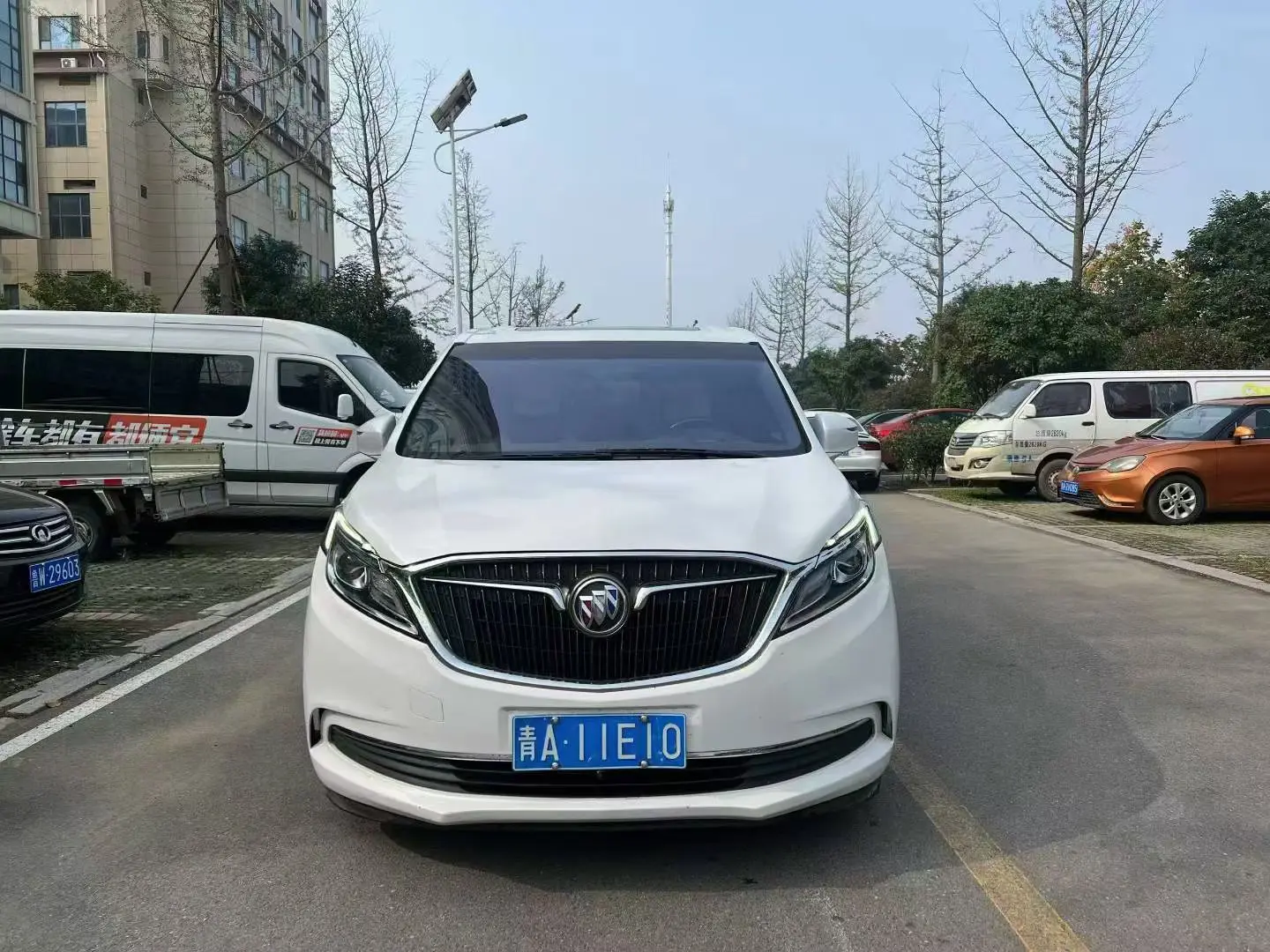 Buick GL8  из Китая