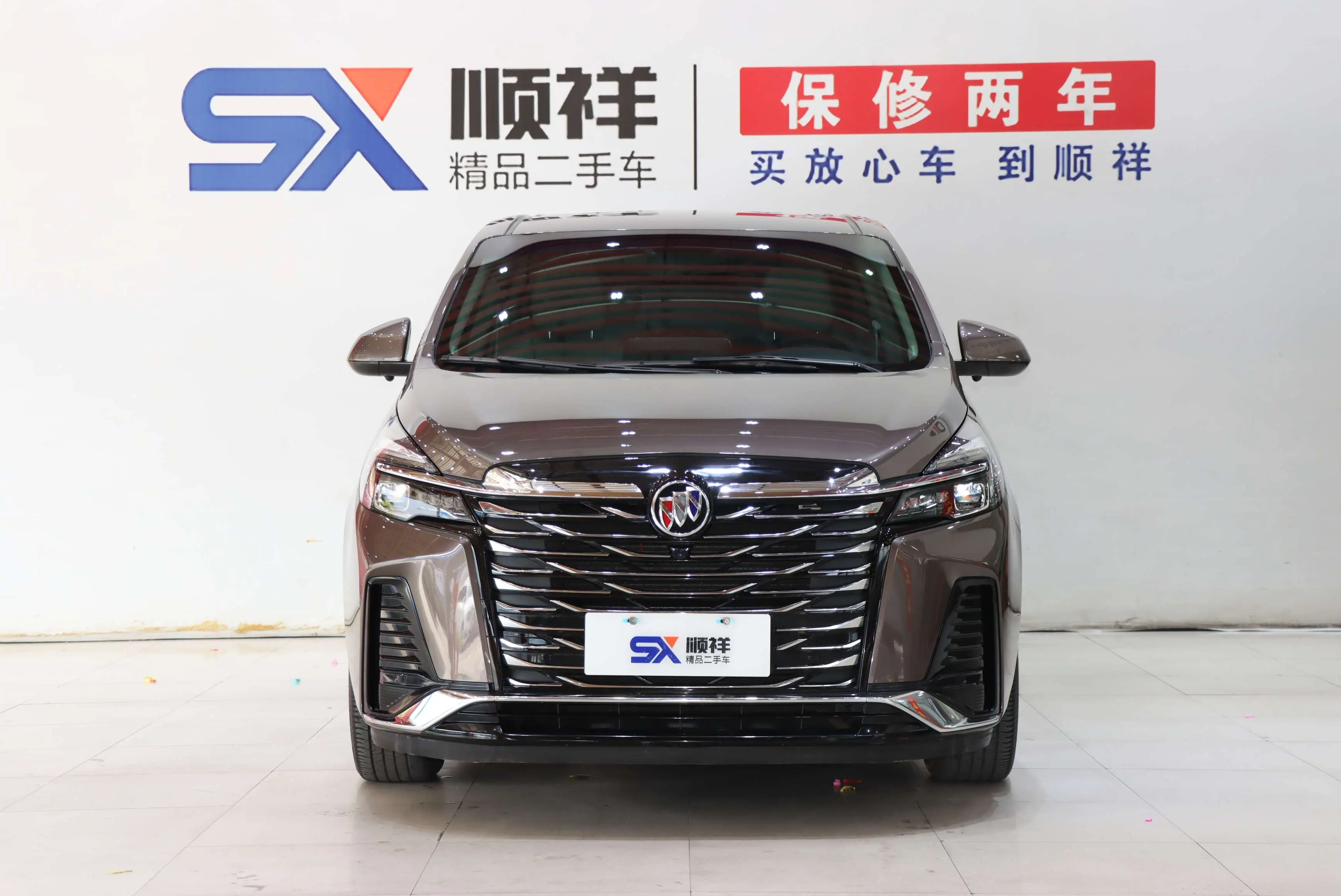 Buick GL8  из Китая