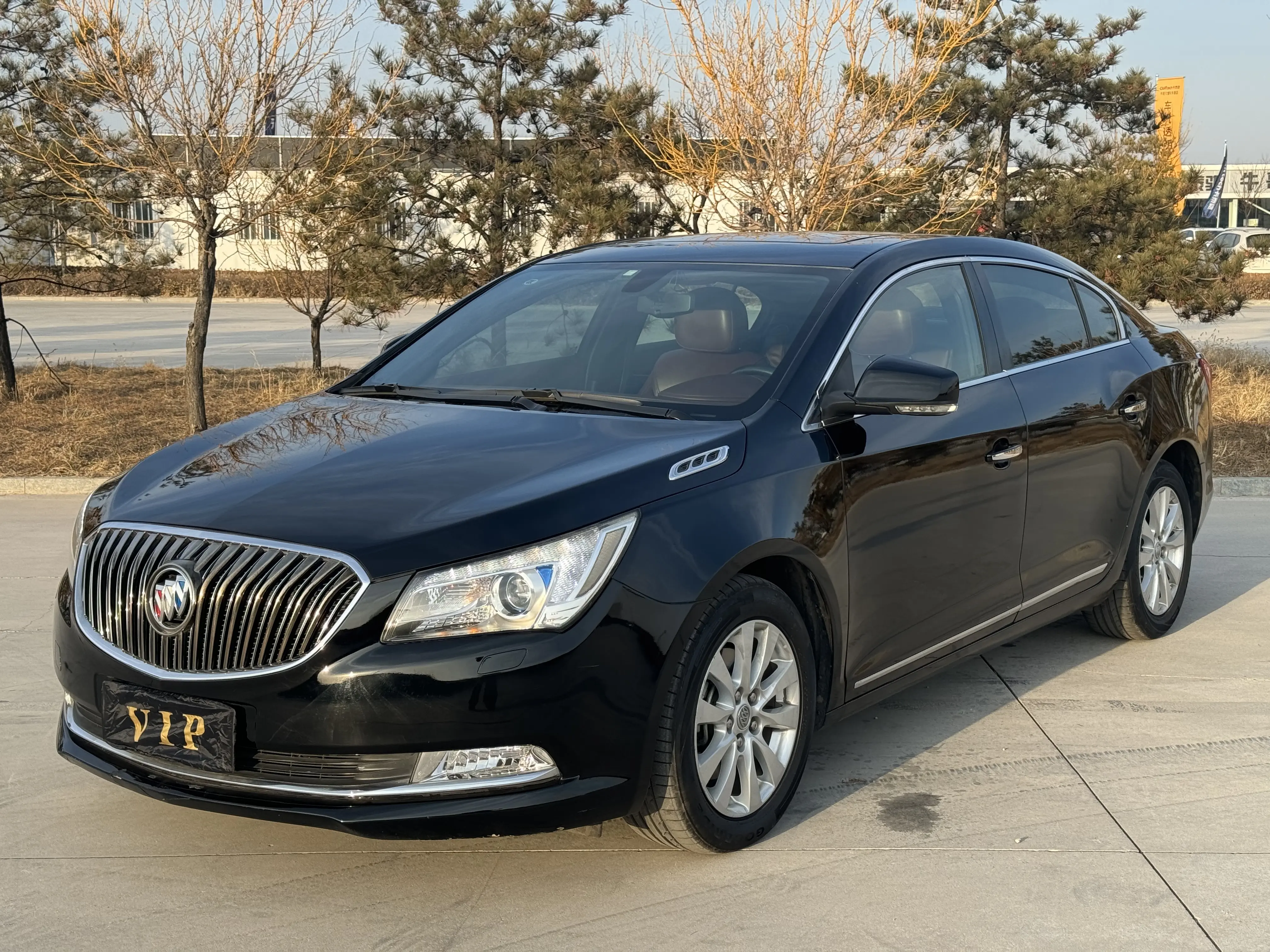 Buick LaCrosse  из Китая