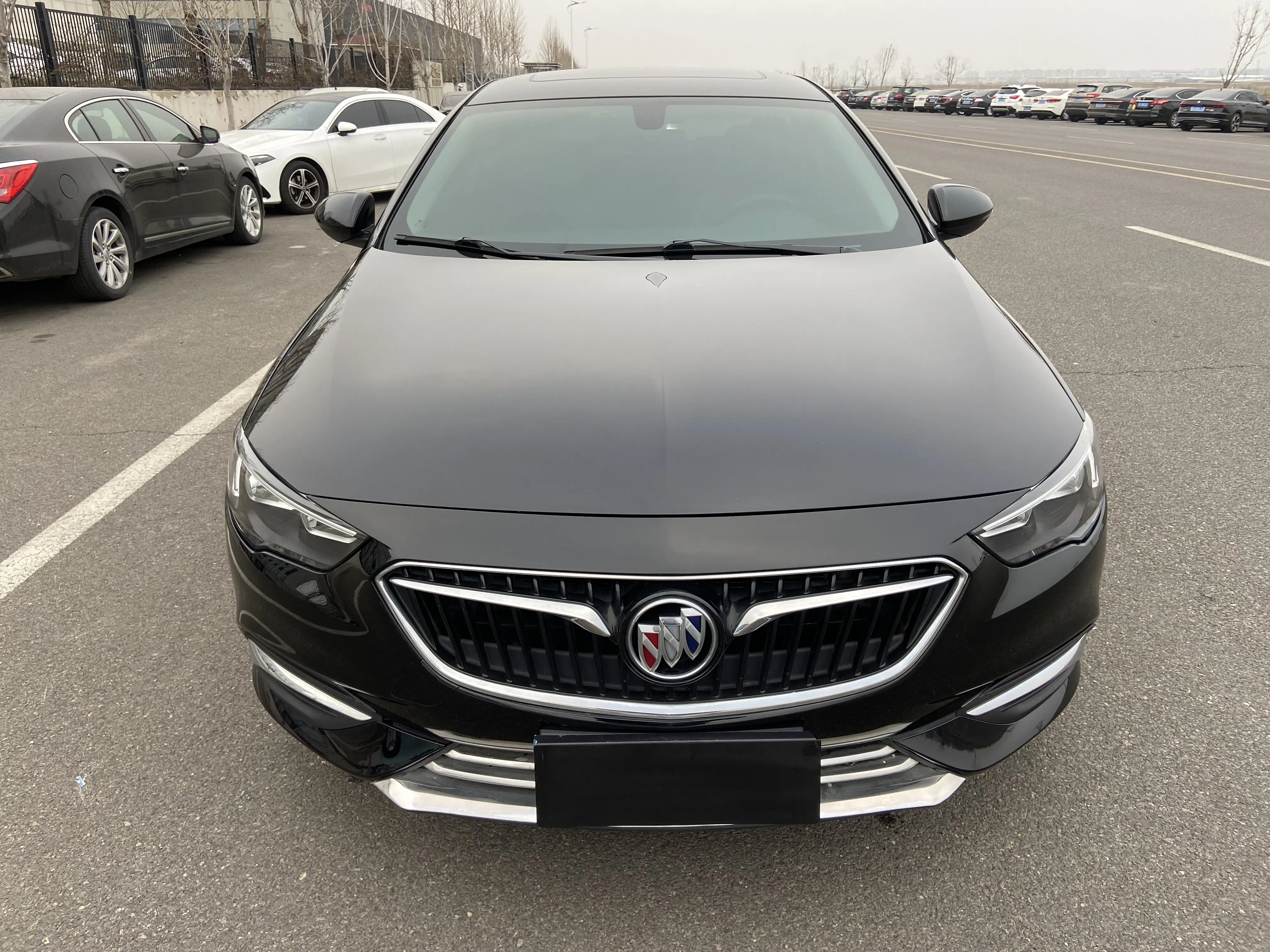 Buick Majesty  из Китая