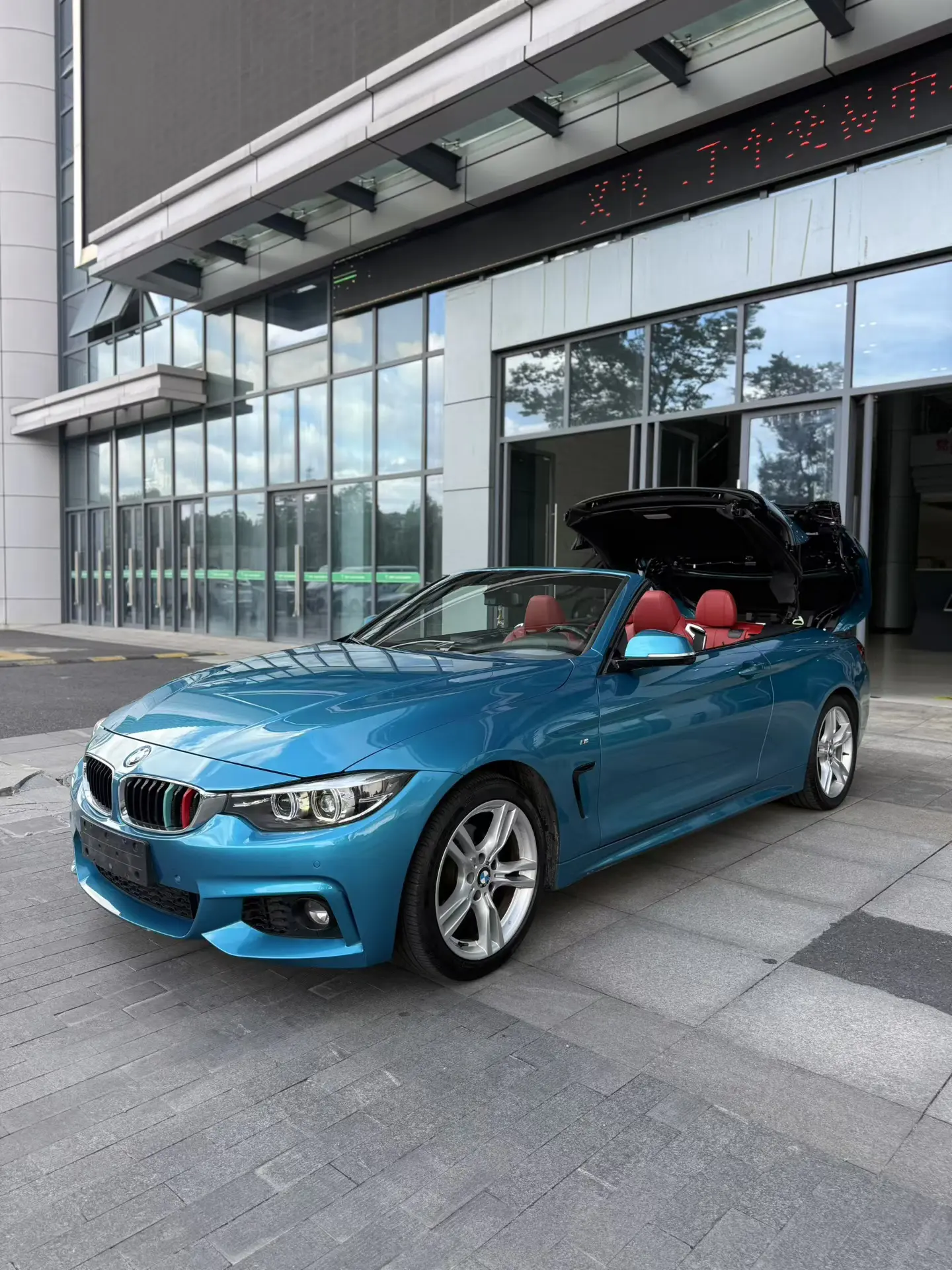BMW 4 Series  из Китая