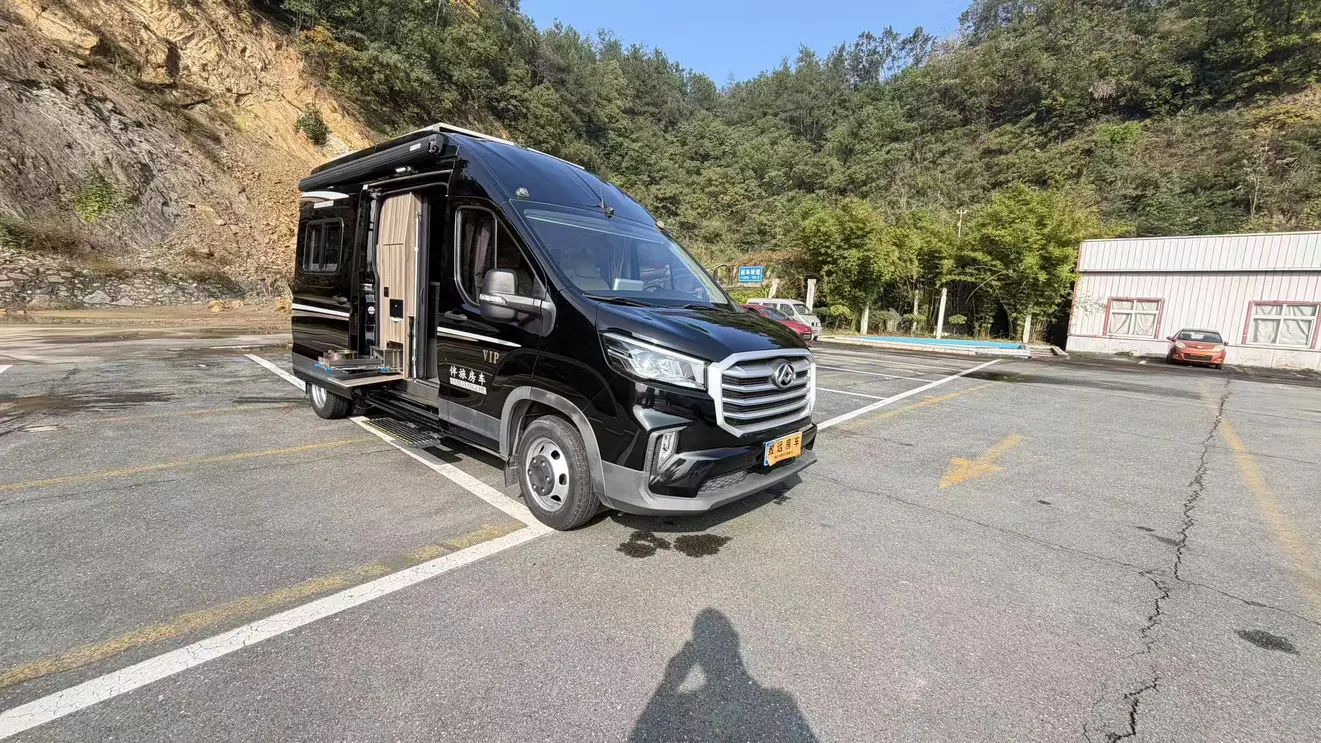 Datong Maxus V90 RV  из Китая