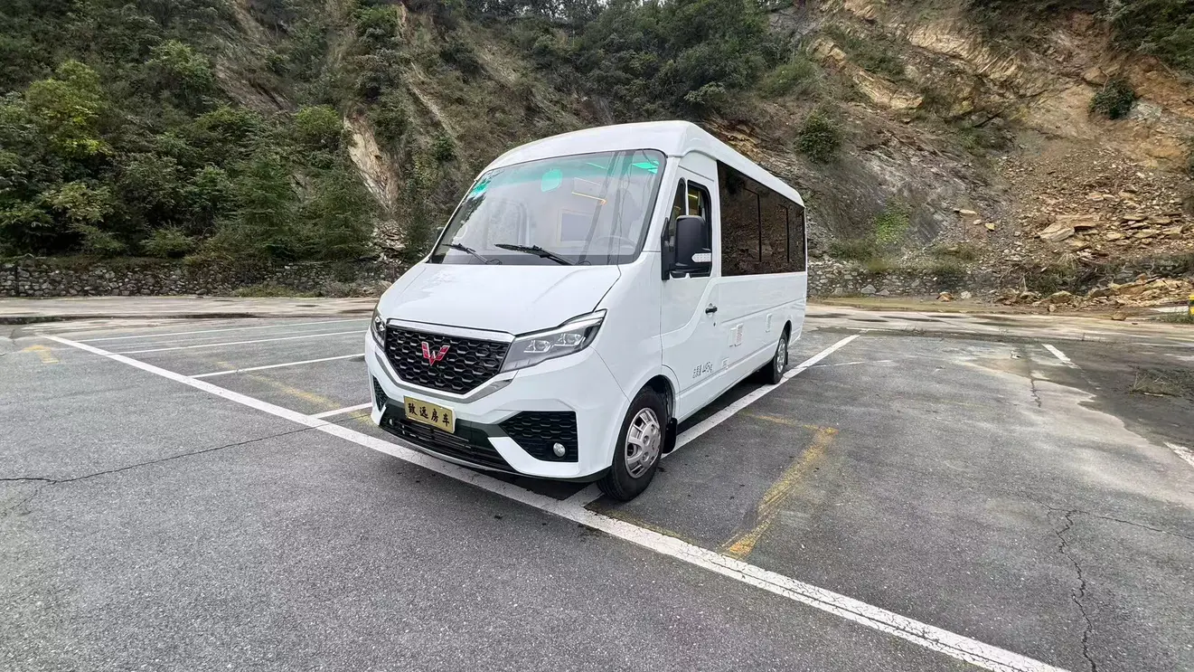 Wuling Rongguang New Card Special Vehicle  из Китая