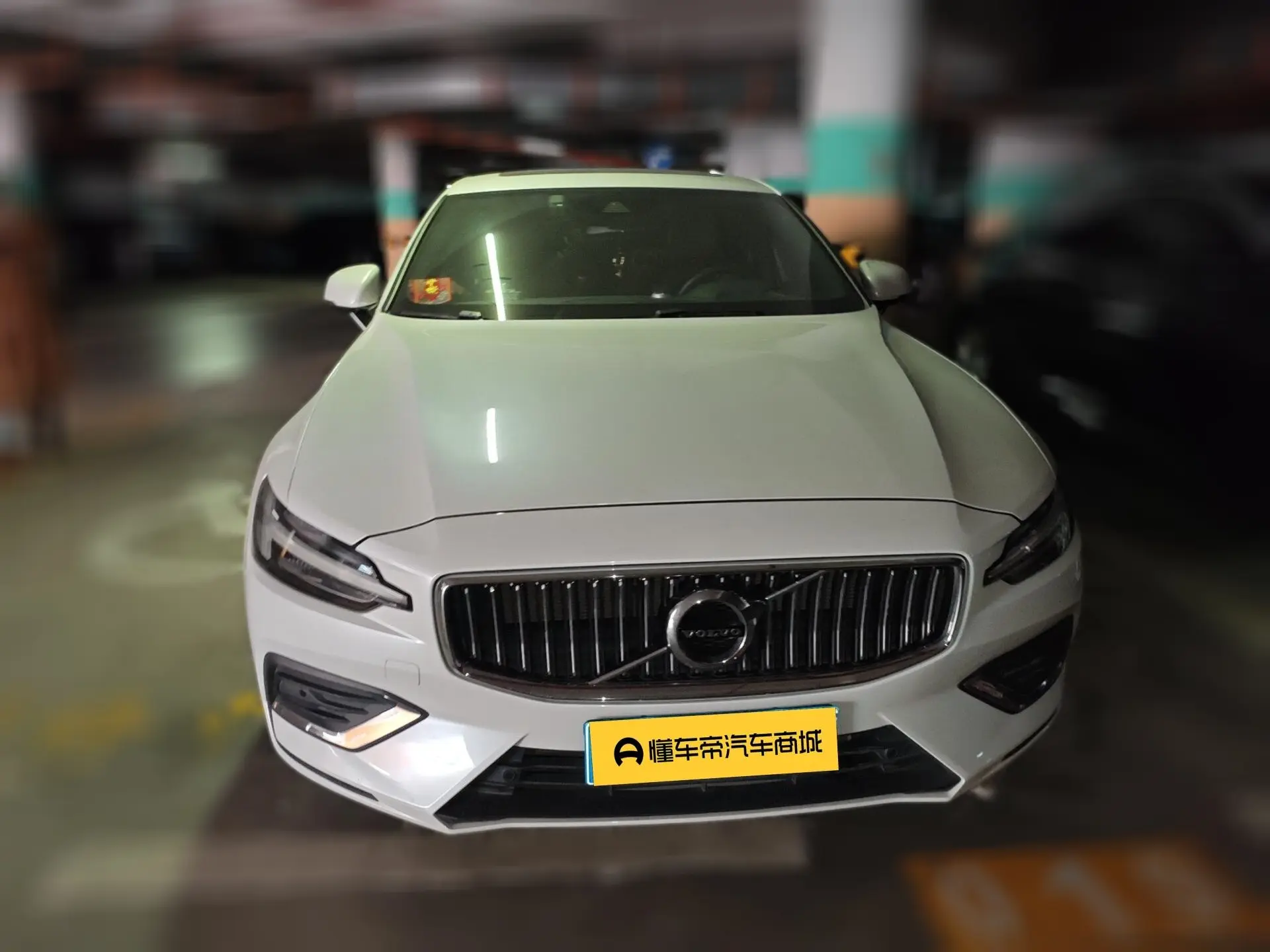 Volvo S60  из Китая