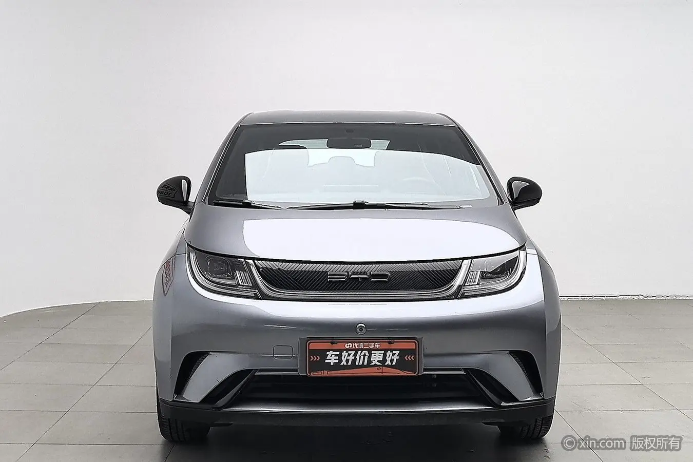 BYD Dolphin  из Китая