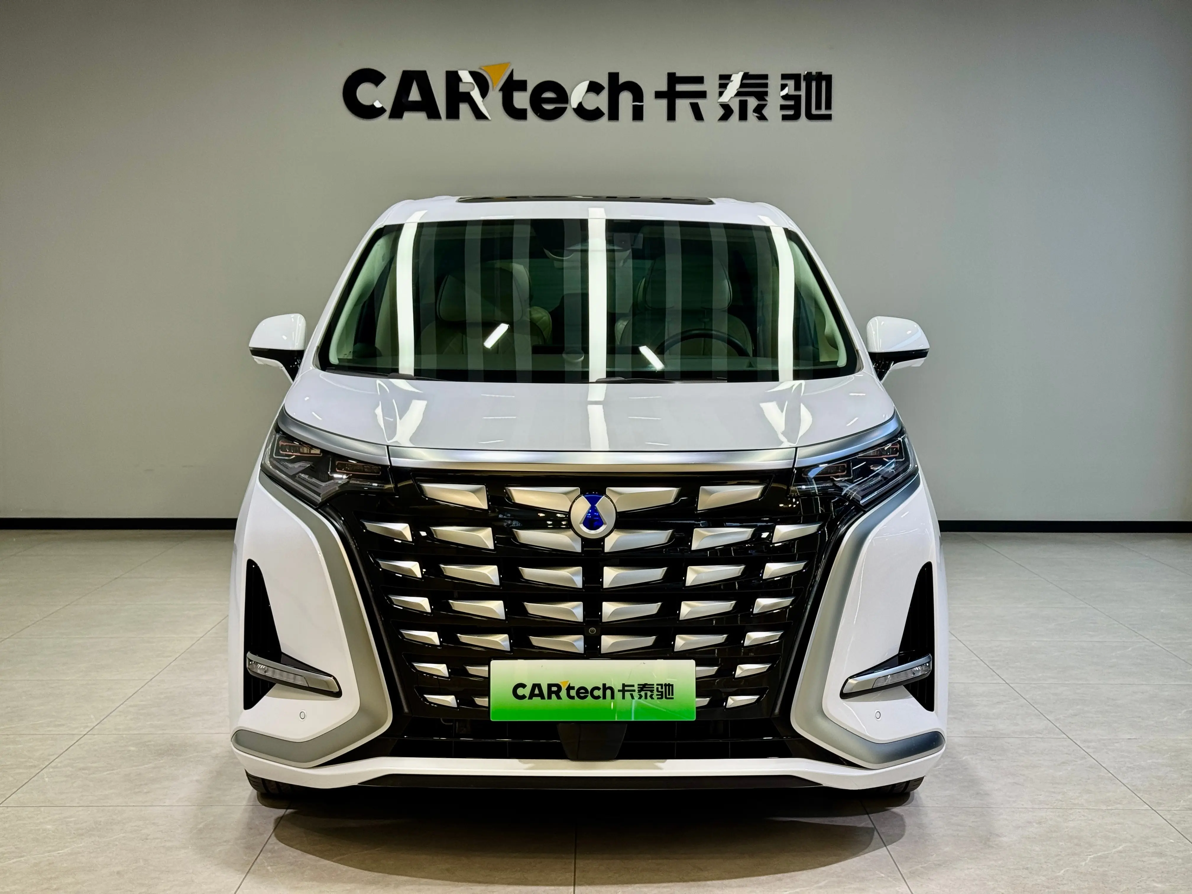 Denza D9 DM  из Китая