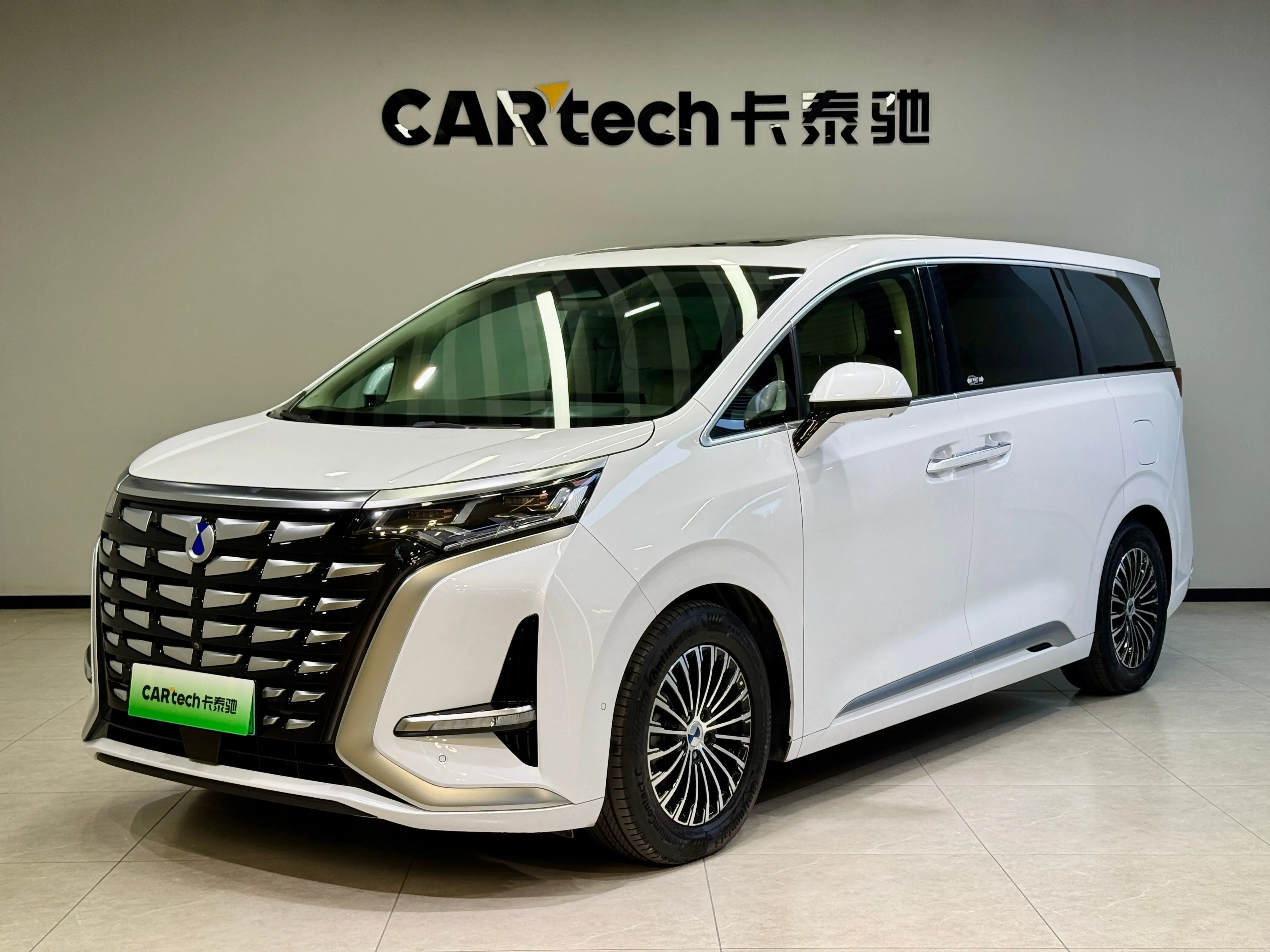 Denza D9 DM  из Китая