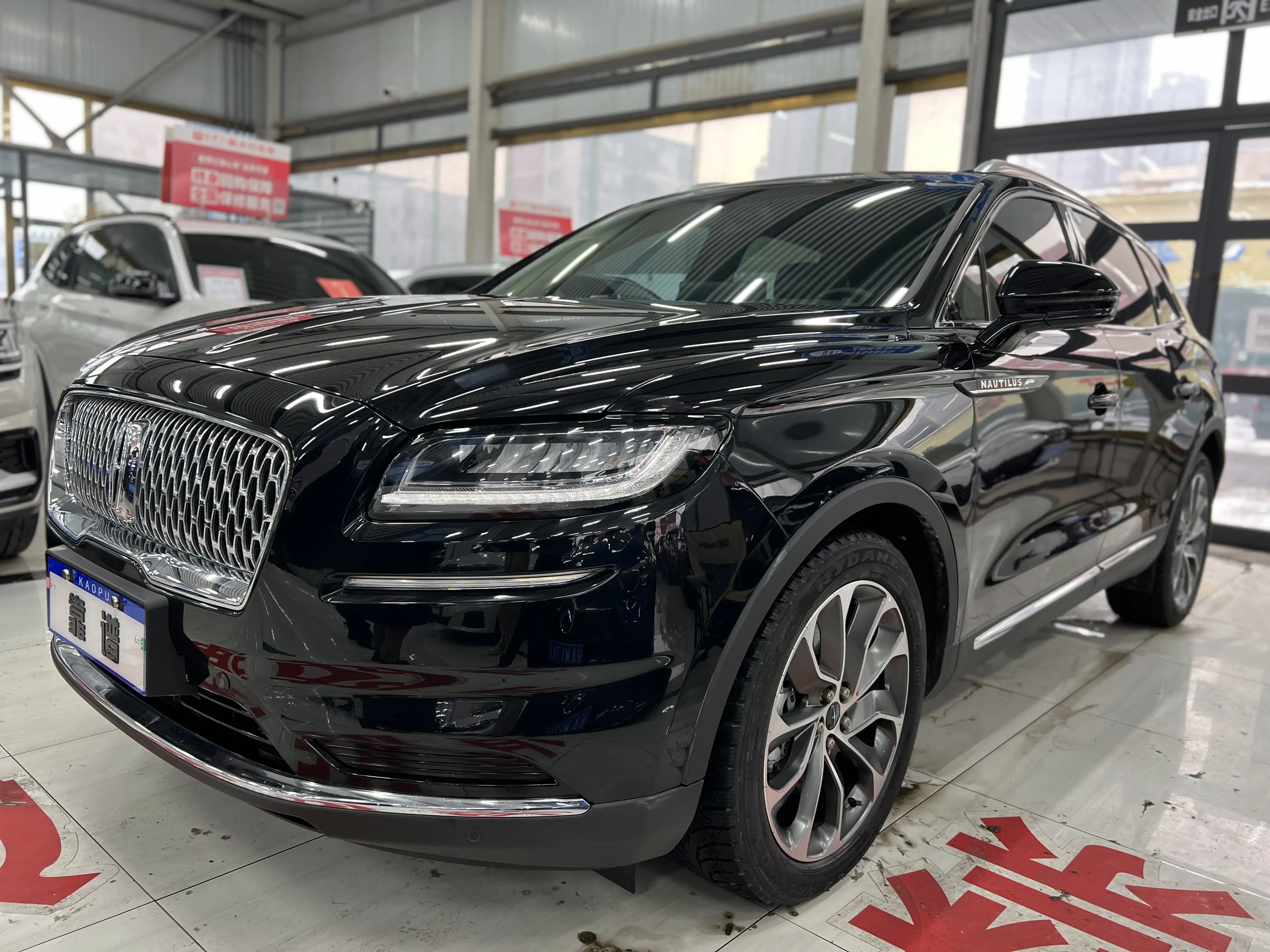 Lincoln Navigator  из Китая