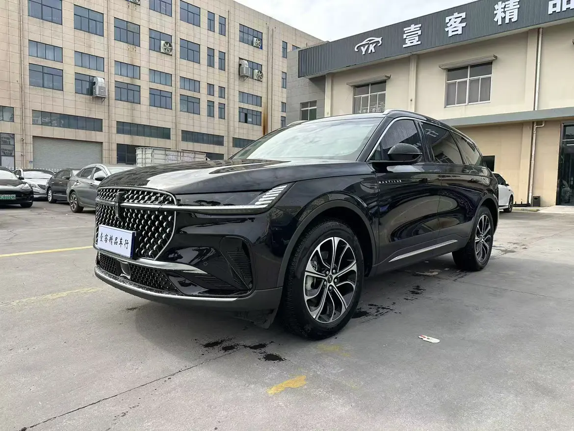 Lincoln Navigator  из Китая