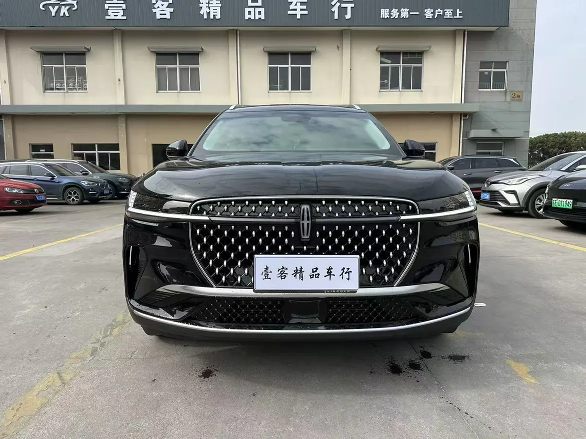 Lincoln Navigator  из Китая