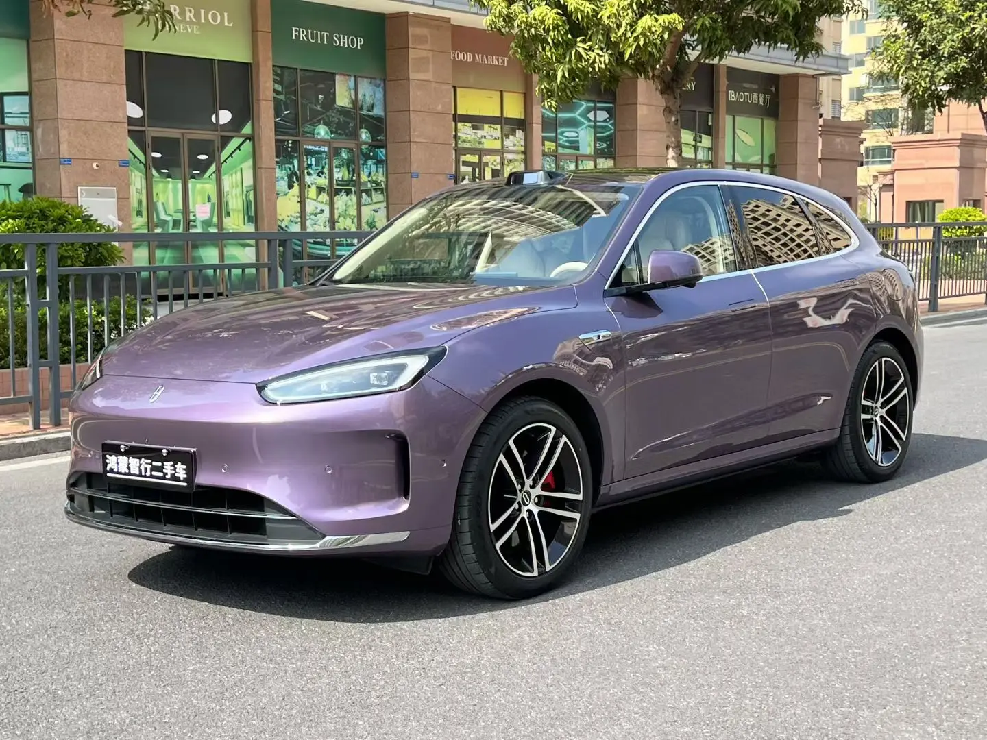 AITO M5 (Wenjie M5)  из Китая