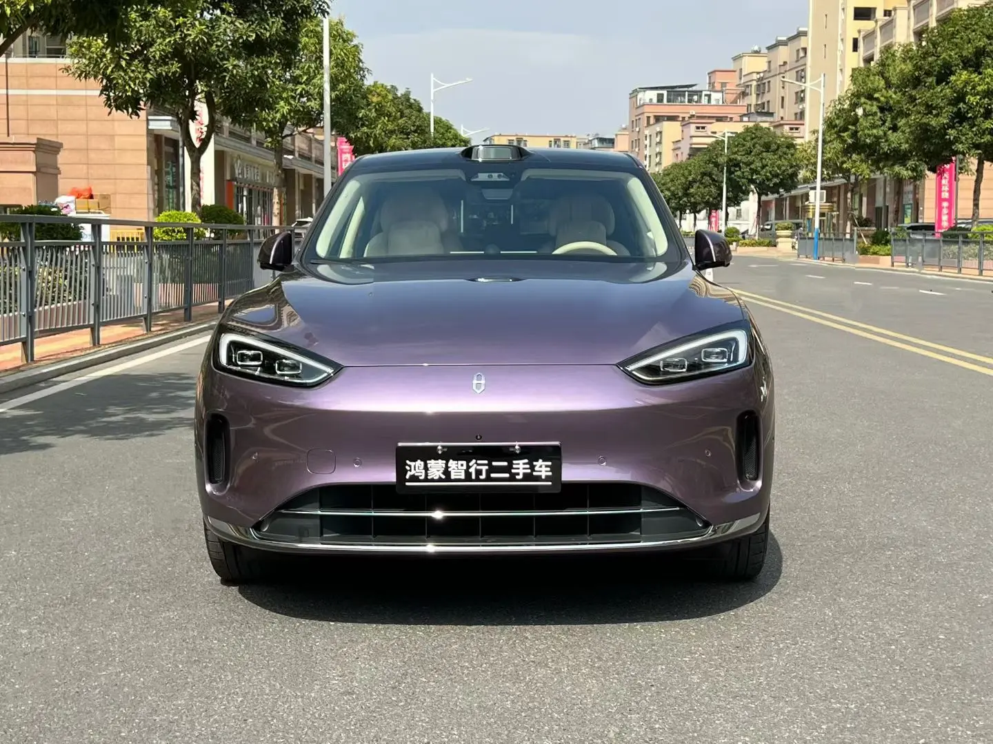 AITO M5 (Wenjie M5)  из Китая