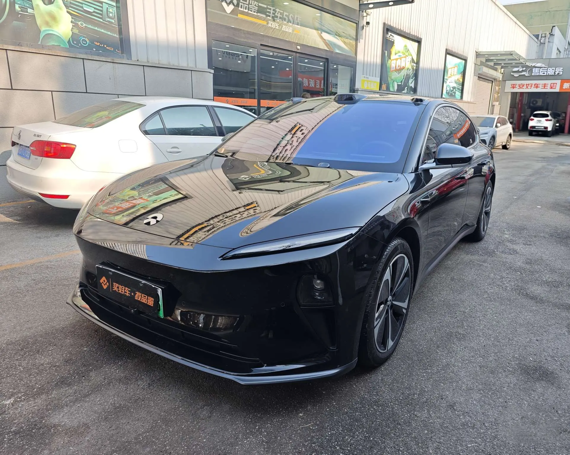 NIO ET5T  из Китая