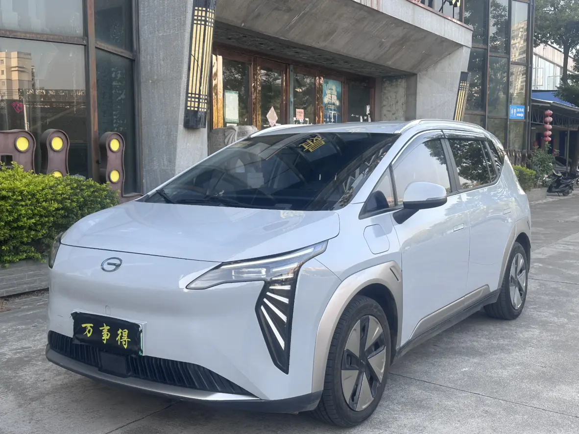 AION Y  из Китая