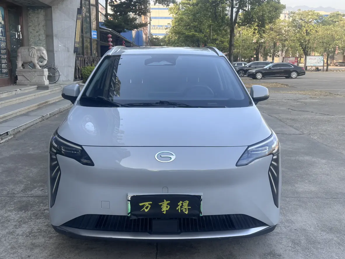 AION Y  из Китая