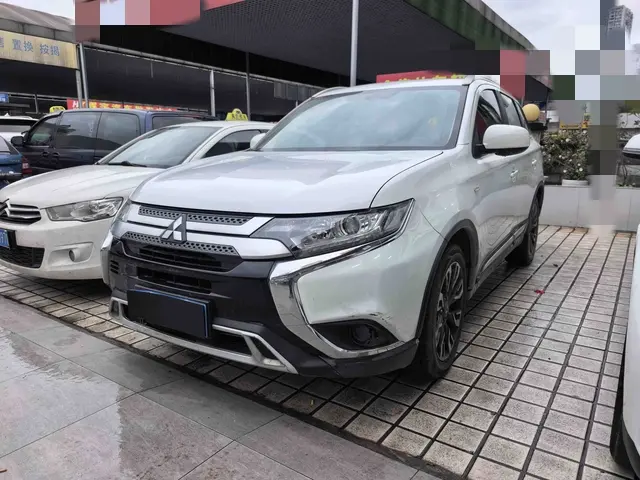 Mitsubishi Outlander  из Китая